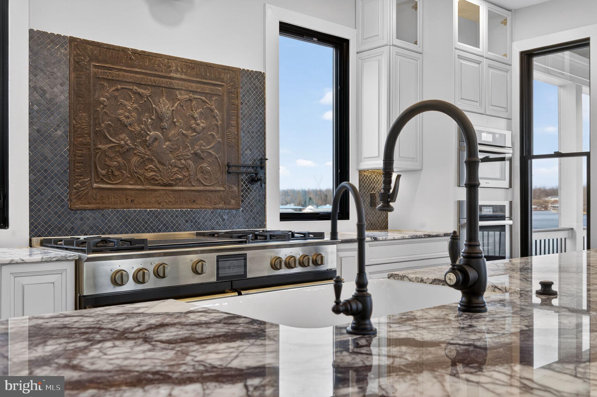 ROCK ISLAND LANDING - Residential