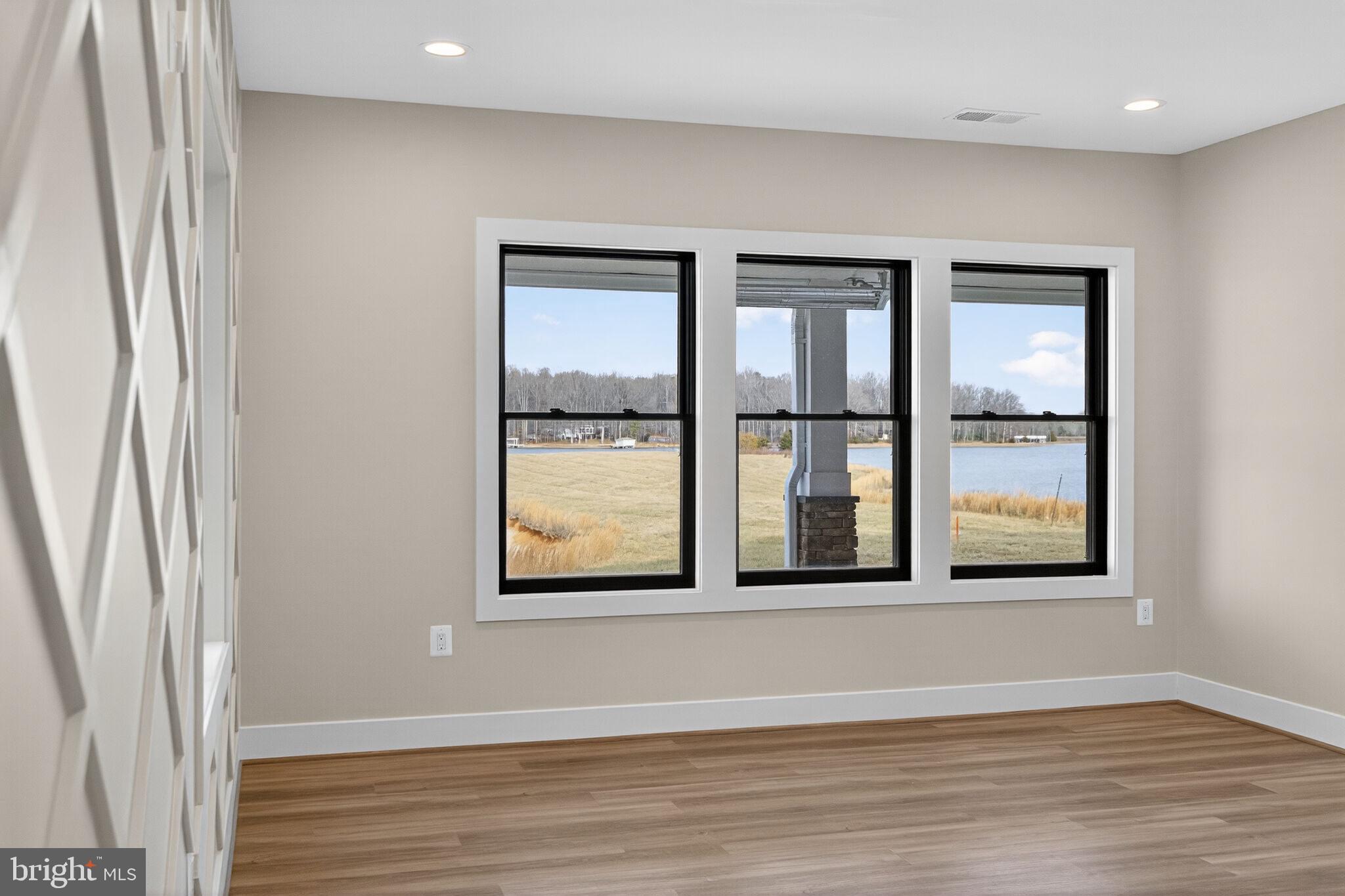 ROCK ISLAND LANDING - Residential