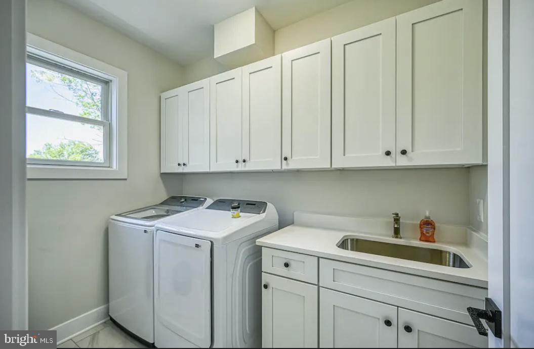 ROCK ISLAND LANDING - Residential