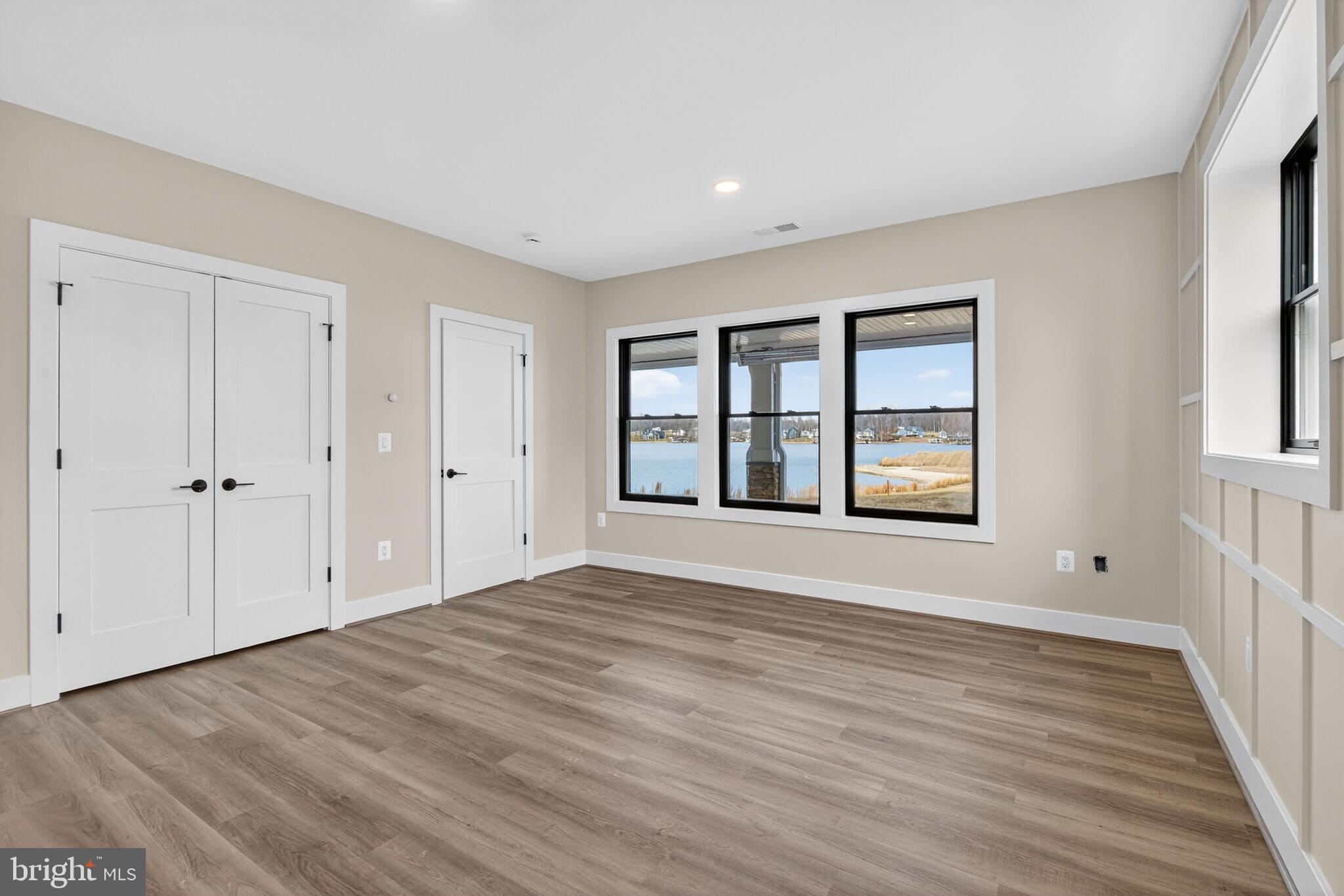 ROCK ISLAND LANDING - Residential