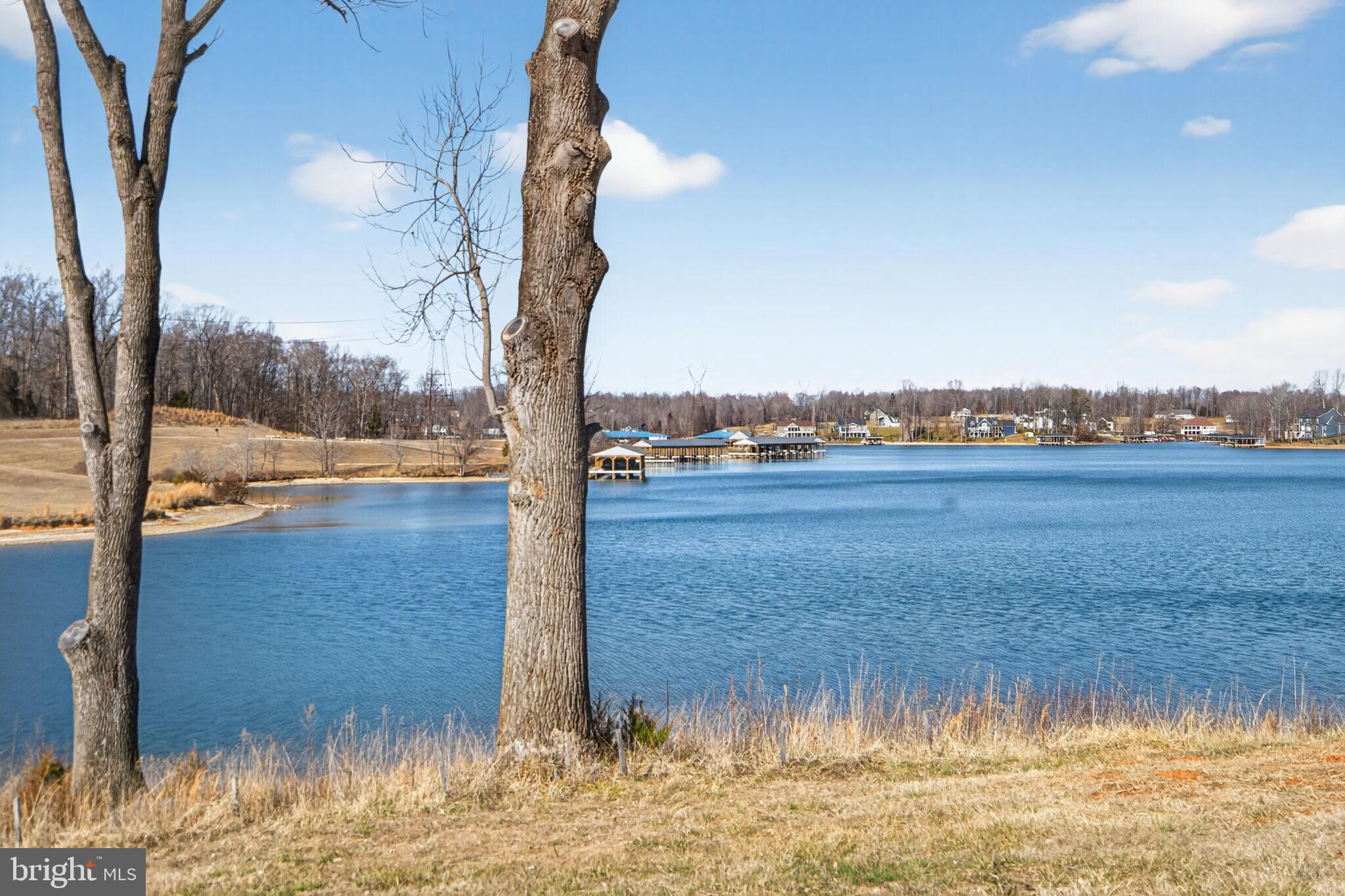 ROCK ISLAND LANDING - Residential