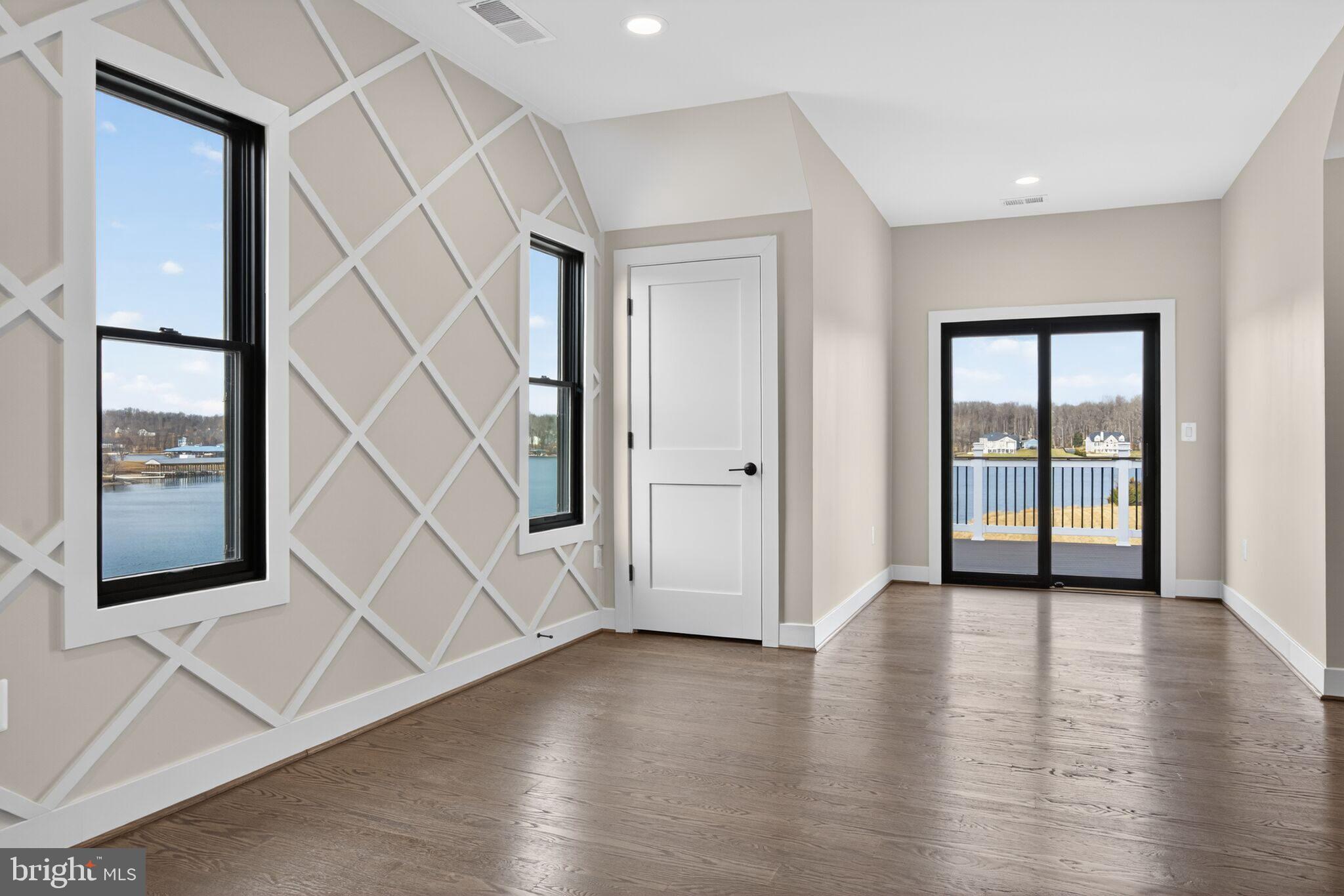 ROCK ISLAND LANDING - Residential