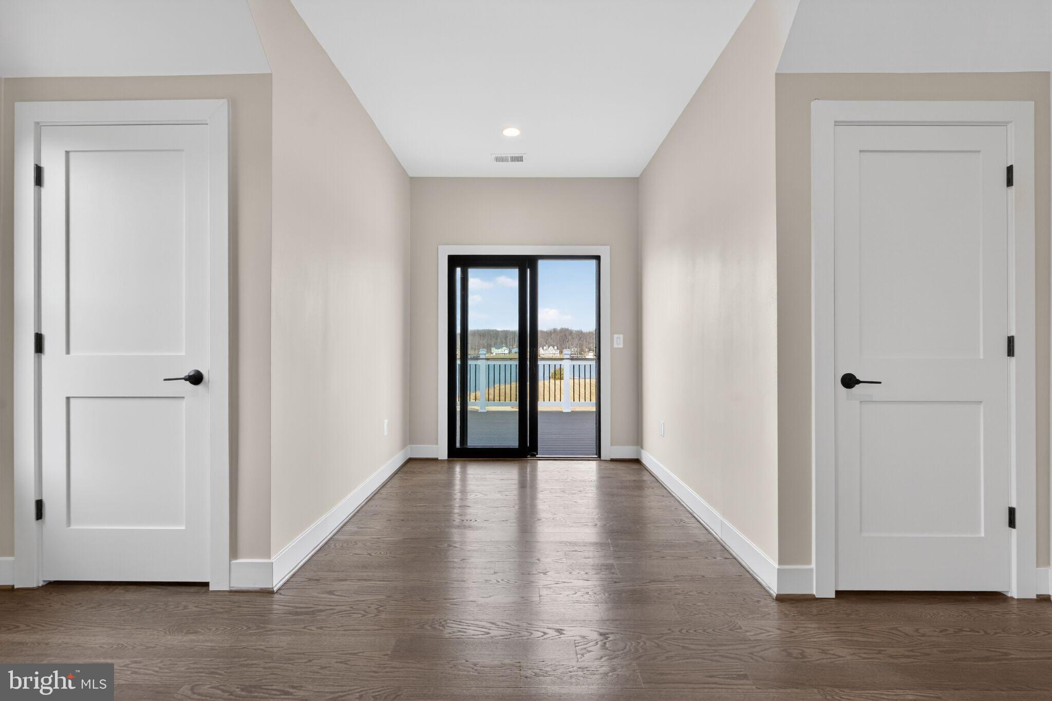 ROCK ISLAND LANDING - Residential