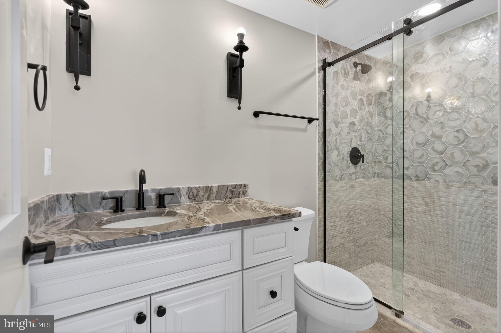 ROCK ISLAND LANDING - Residential