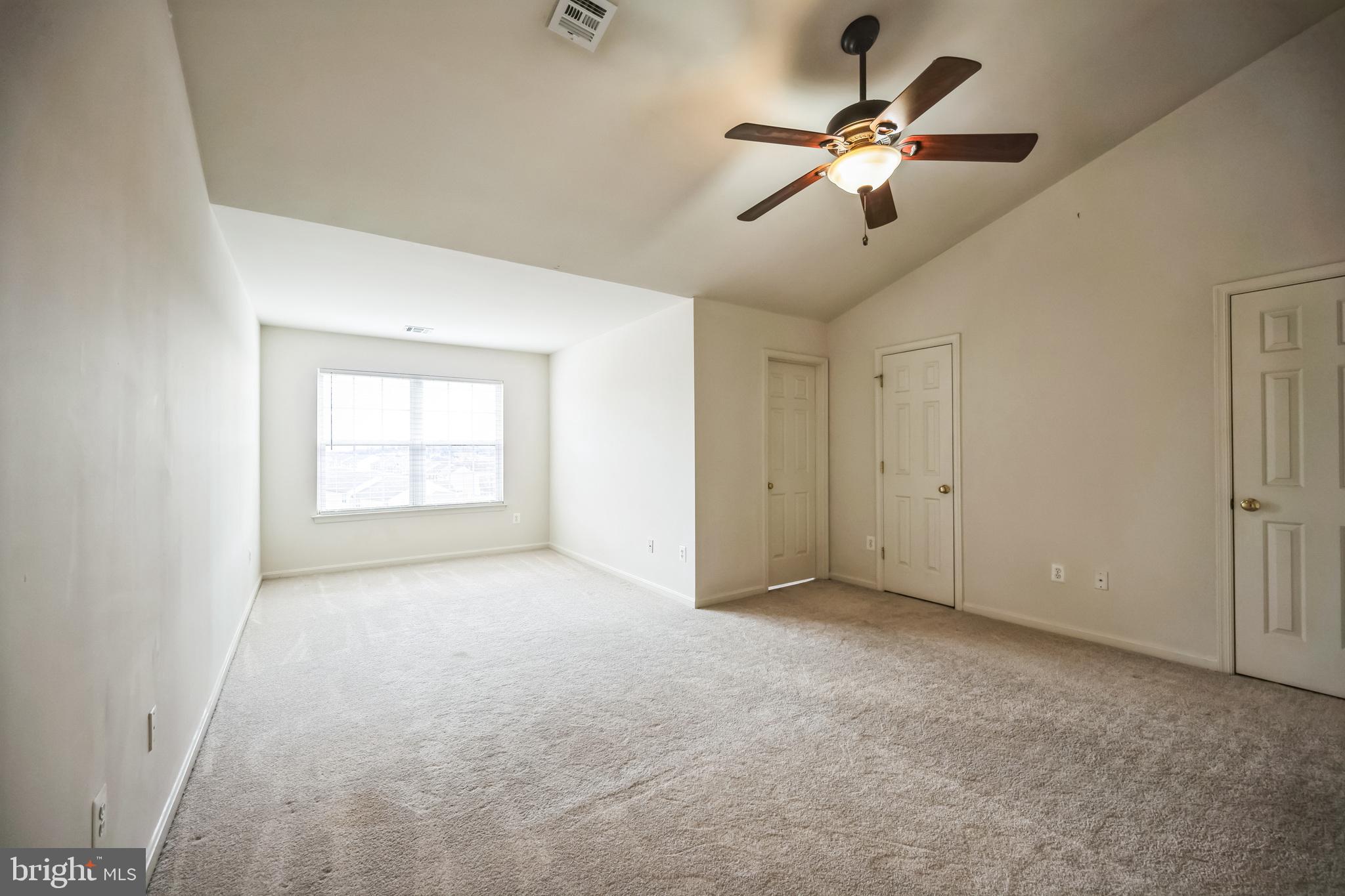 WELLINGTON MANOR - Residential