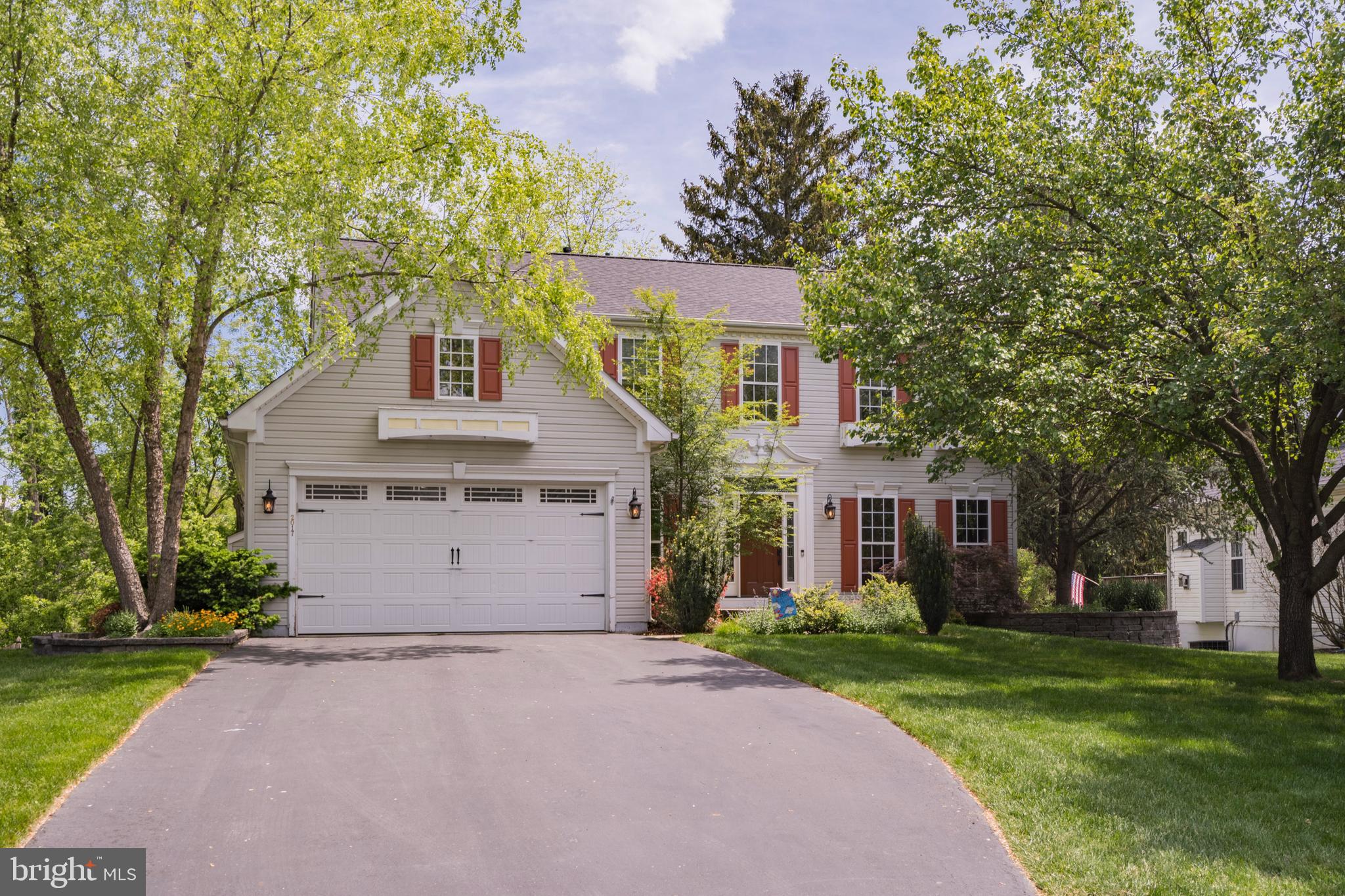 RIVERWALK - Residential