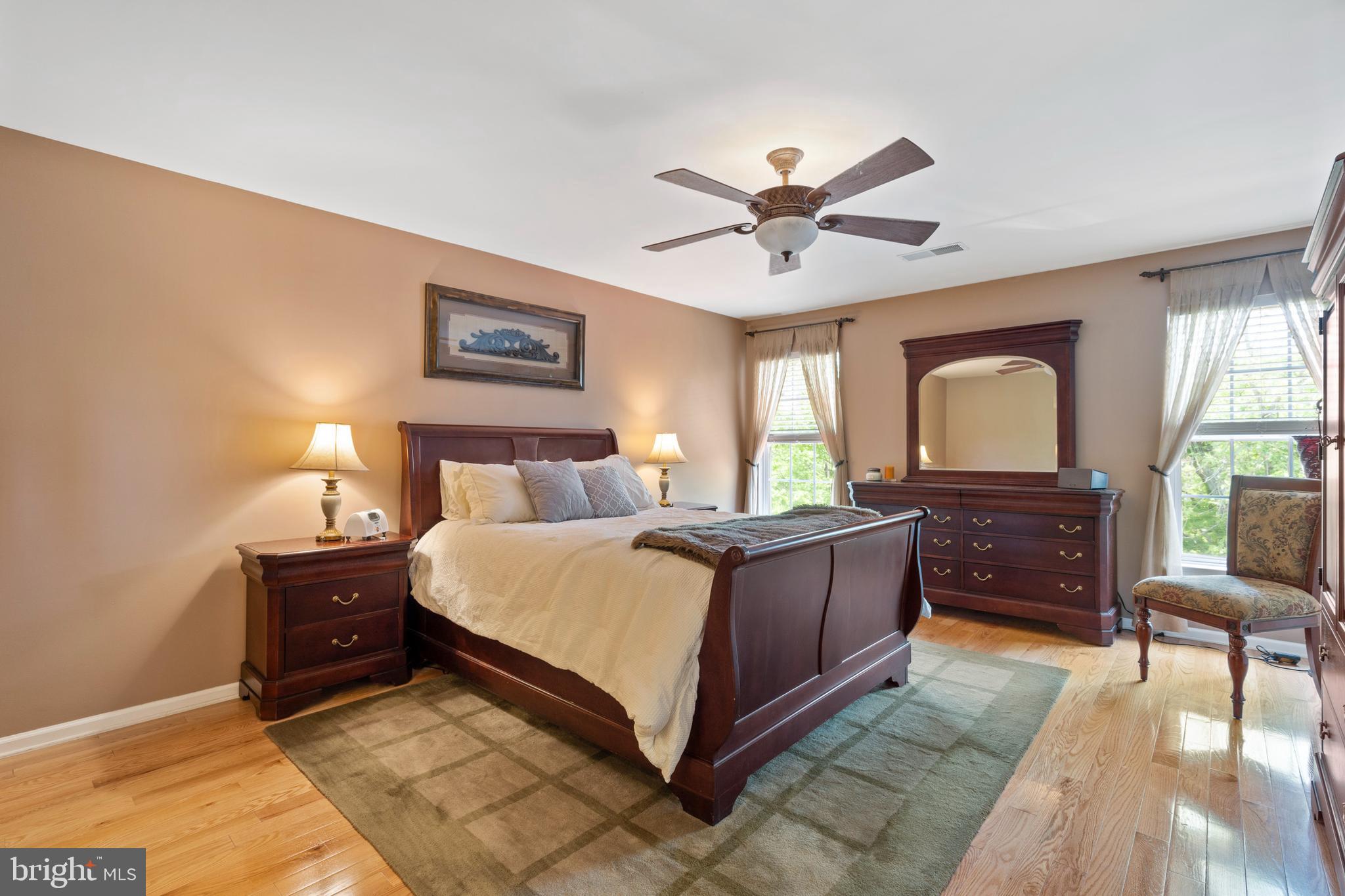 RIVERWALK - Residential