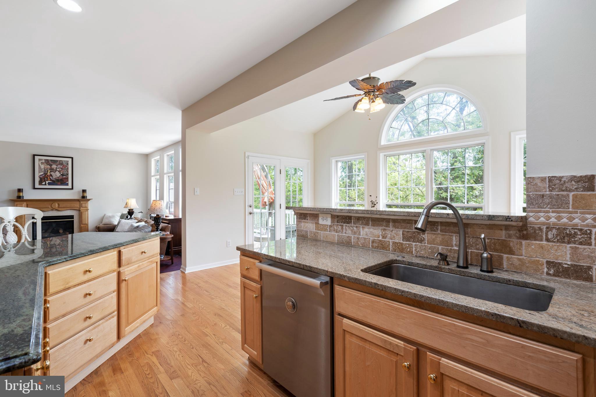 RIVERWALK - Residential