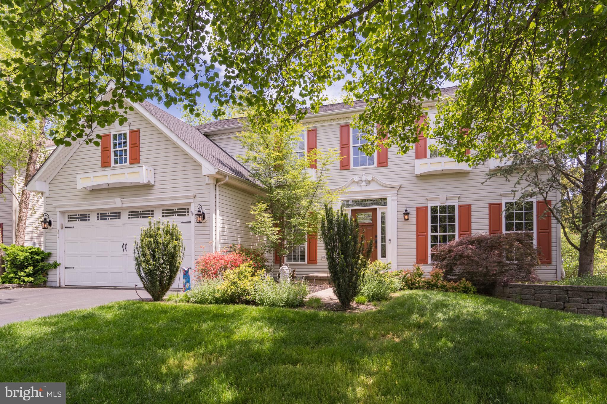 RIVERWALK - Residential