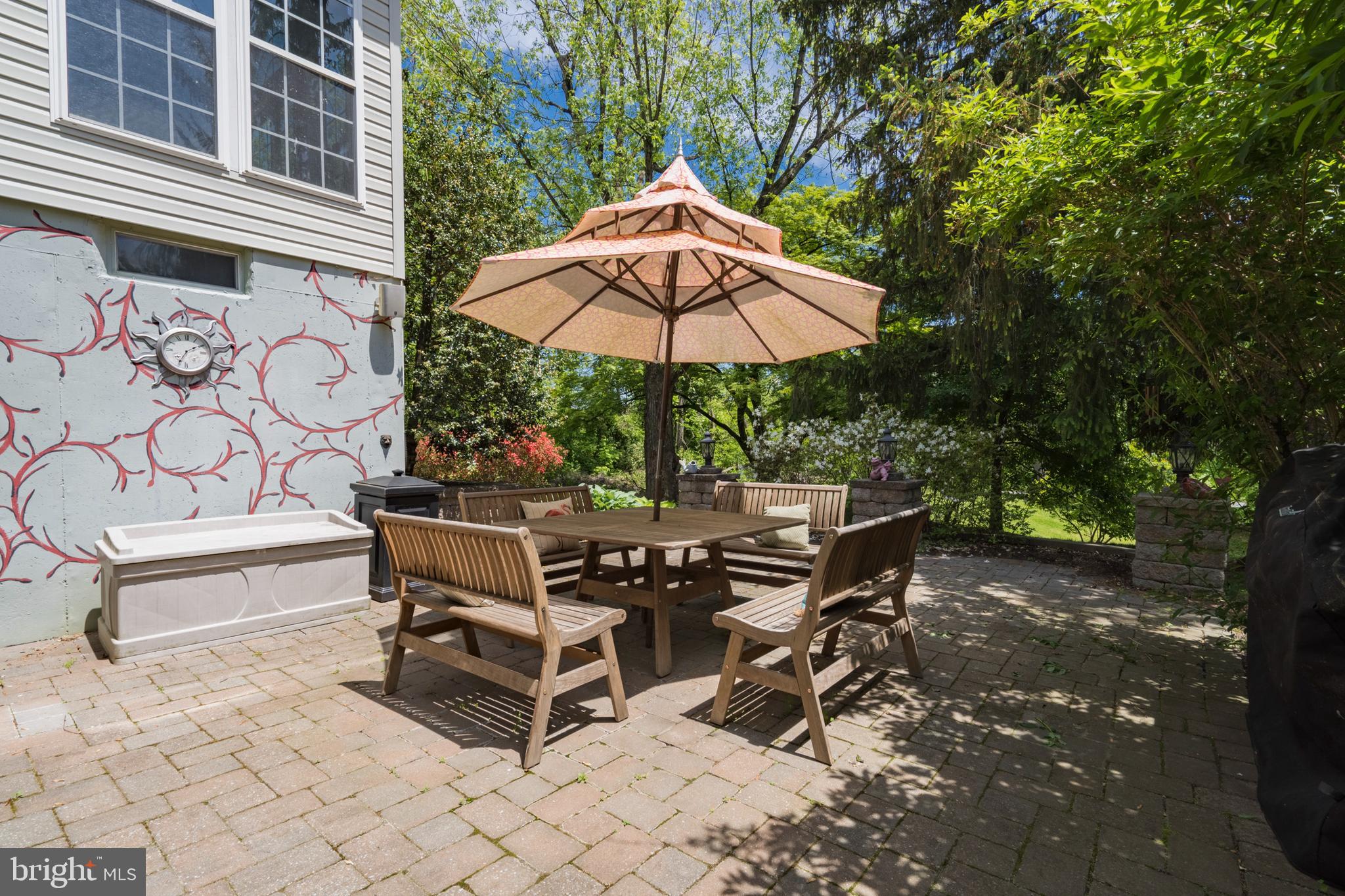 RIVERWALK - Residential