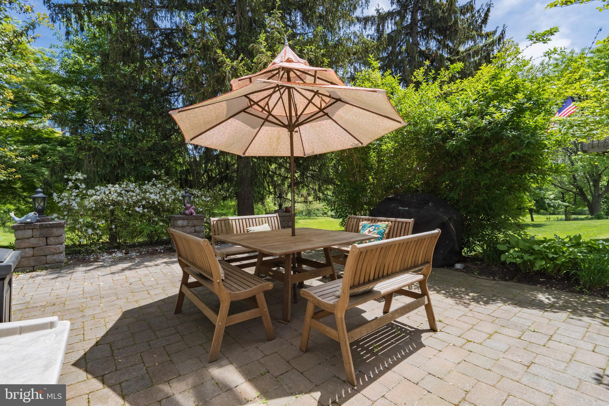 RIVERWALK - Residential