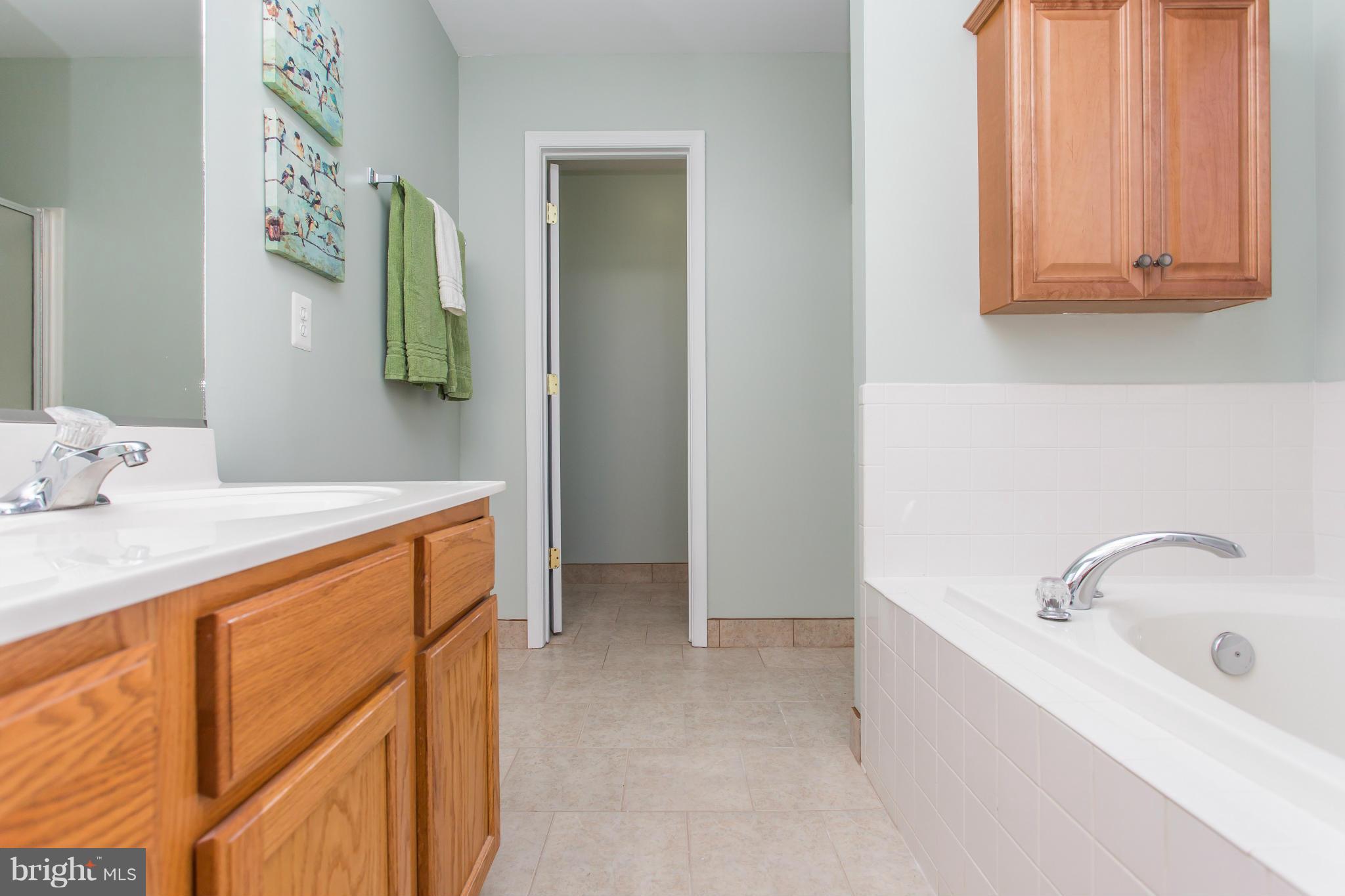 LAKE WILDERNESS - Residential