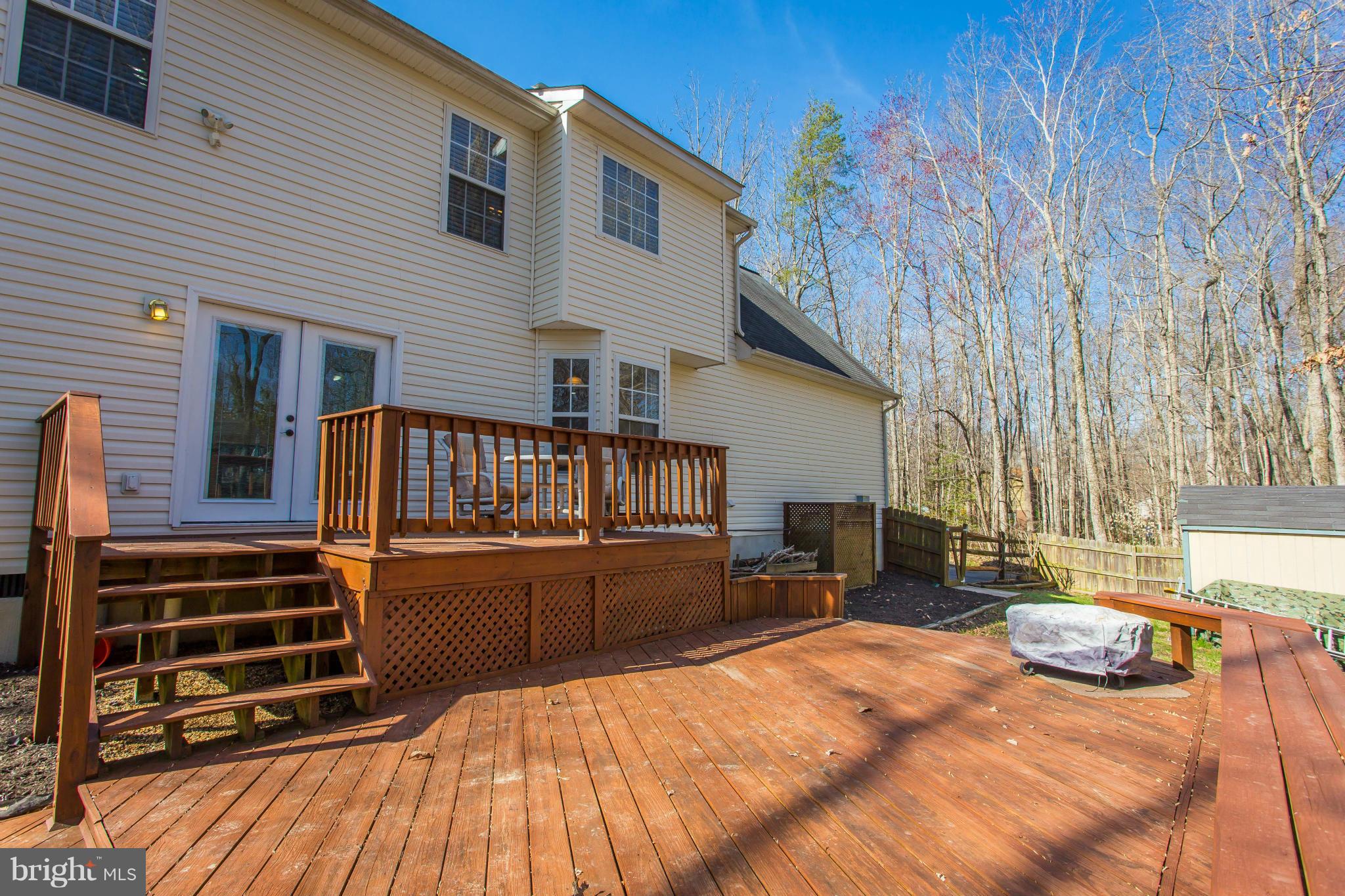 LAKE WILDERNESS - Residential