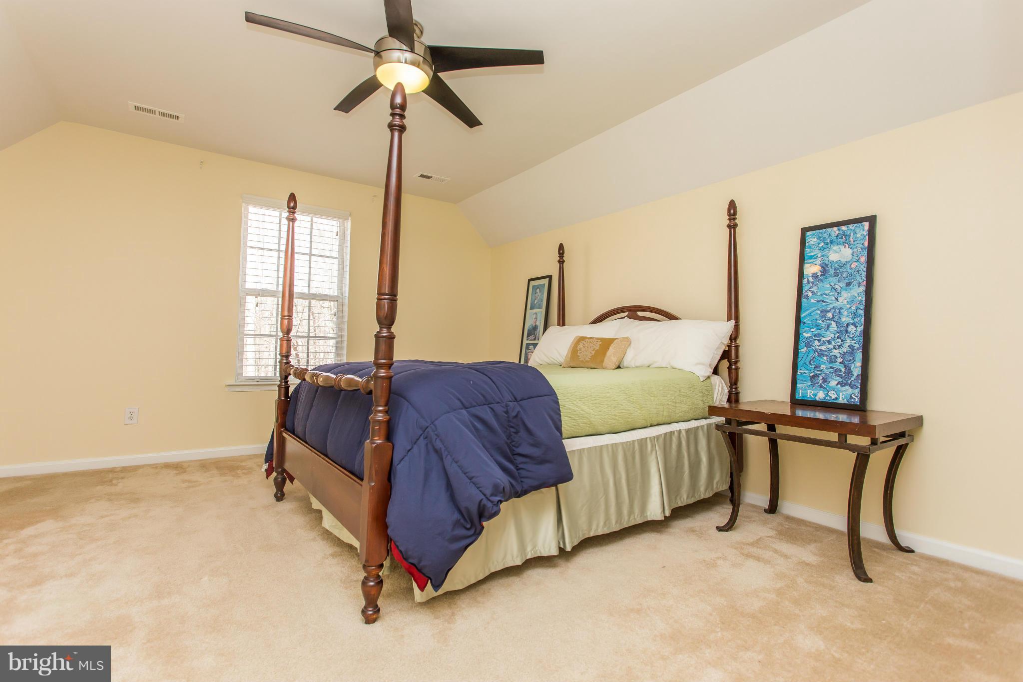 LAKE WILDERNESS - Residential