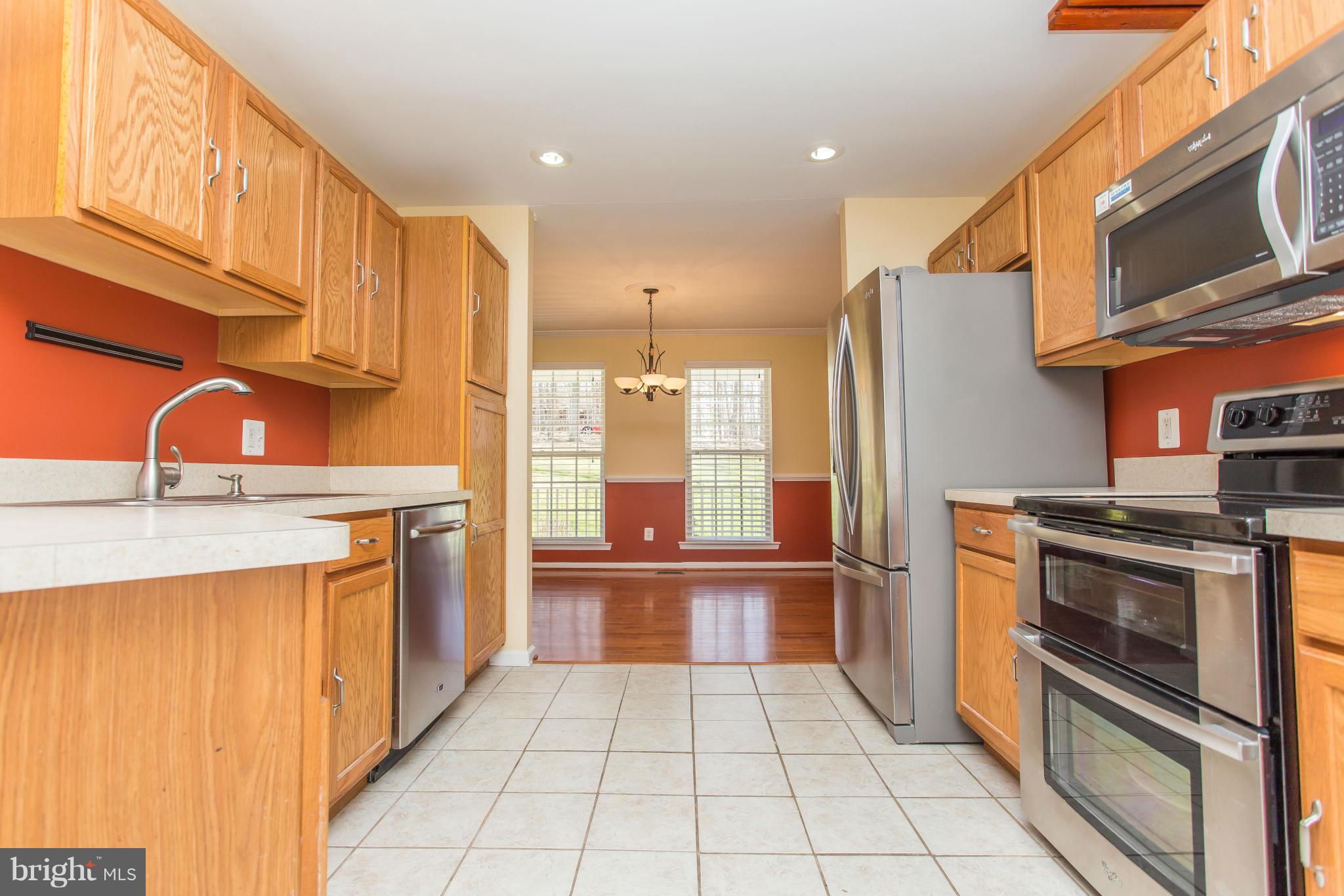 LAKE WILDERNESS - Residential