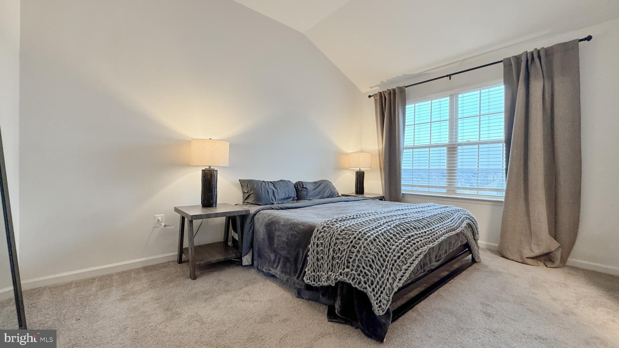 NEW POST ON THE RAPPAHANNOCK - Residential