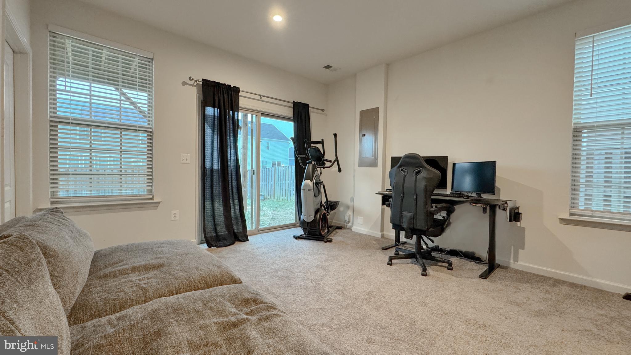 NEW POST ON THE RAPPAHANNOCK - Residential