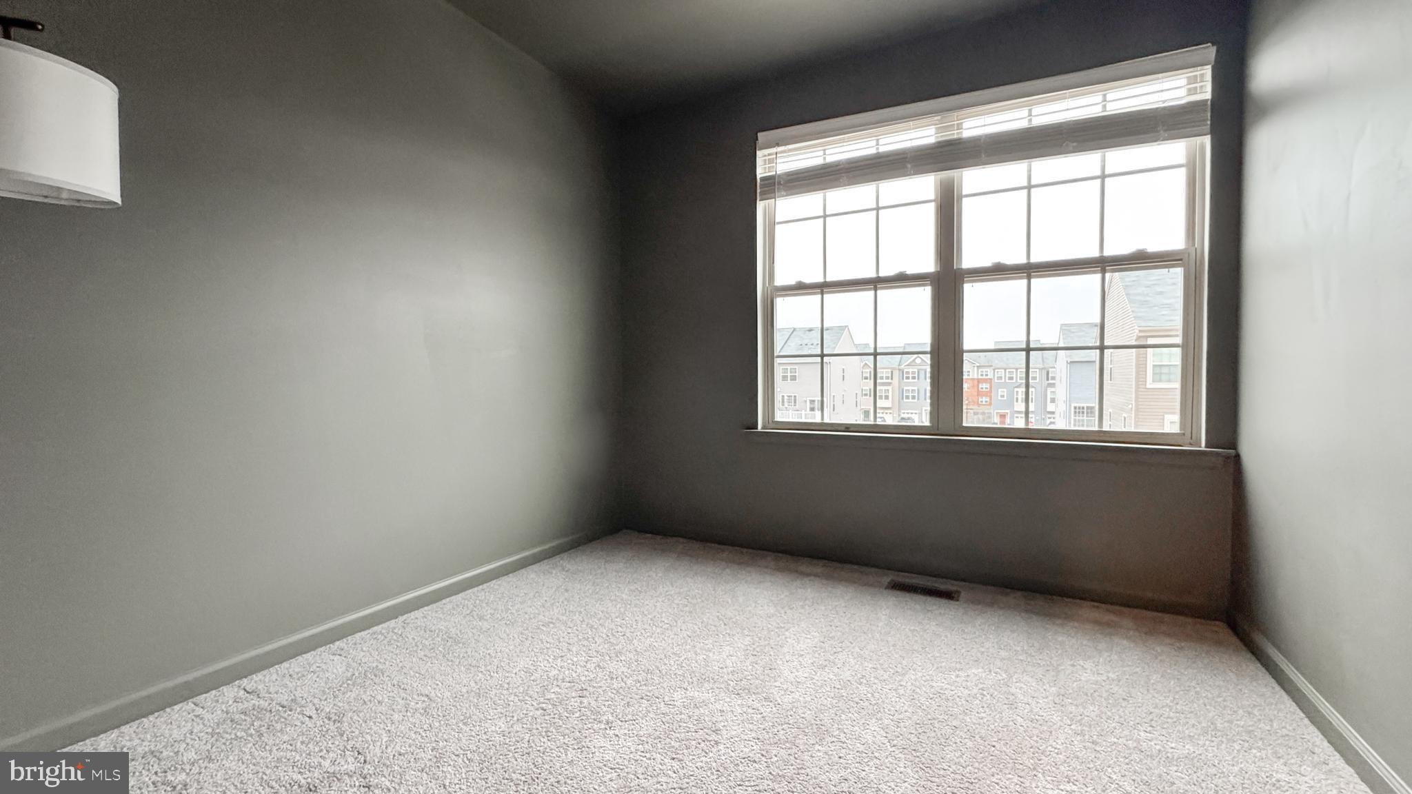 NEW POST ON THE RAPPAHANNOCK - Residential