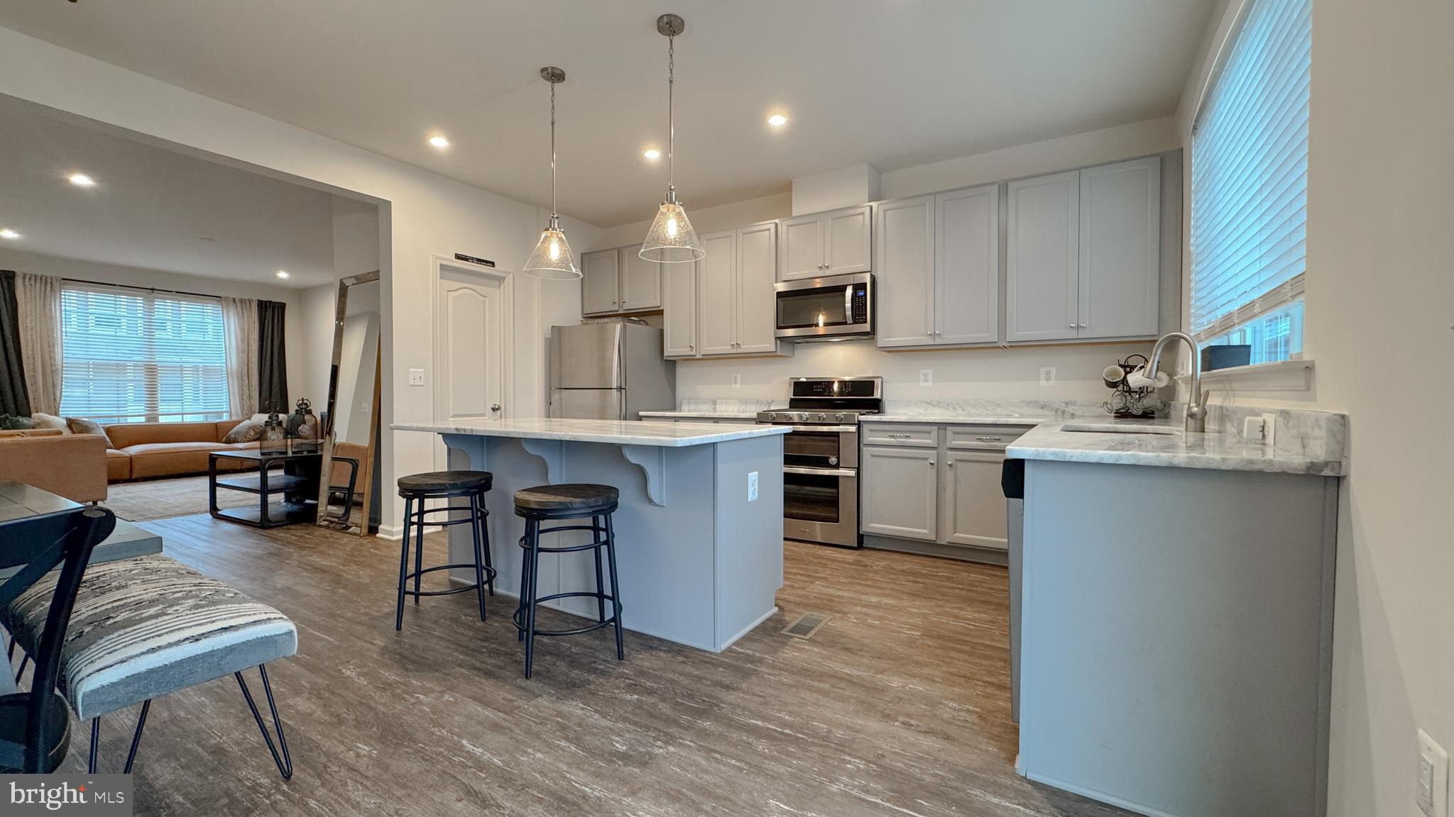 NEW POST ON THE RAPPAHANNOCK - Residential