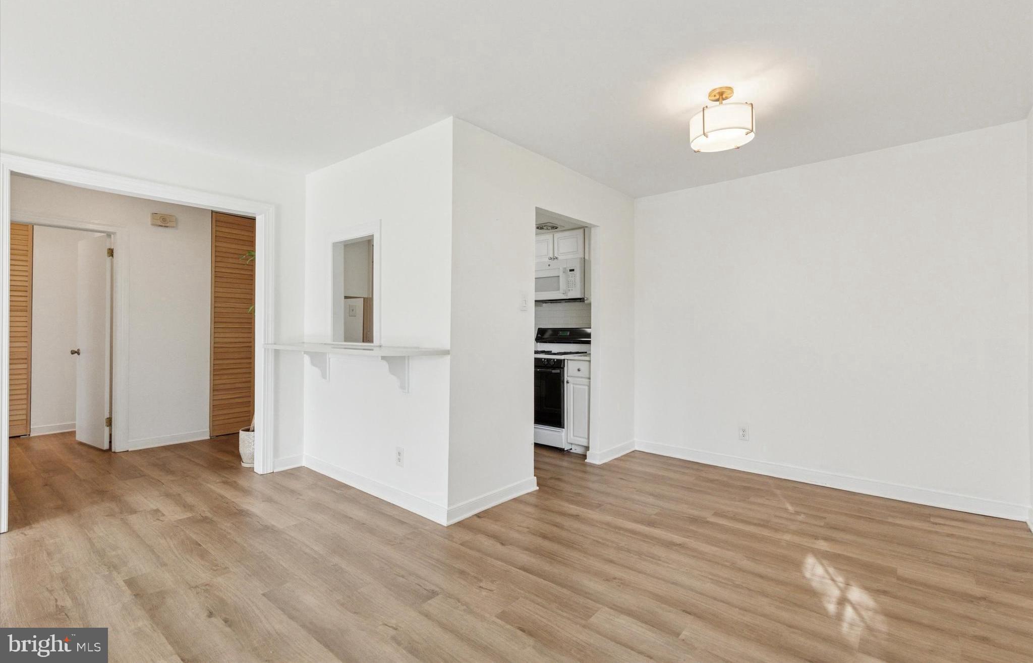 GLENHARDIE CONDOS - Residential