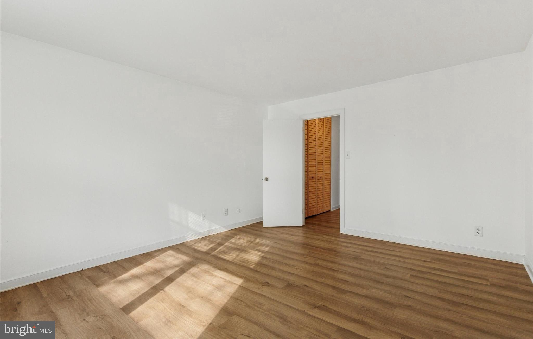 GLENHARDIE CONDOS - Residential