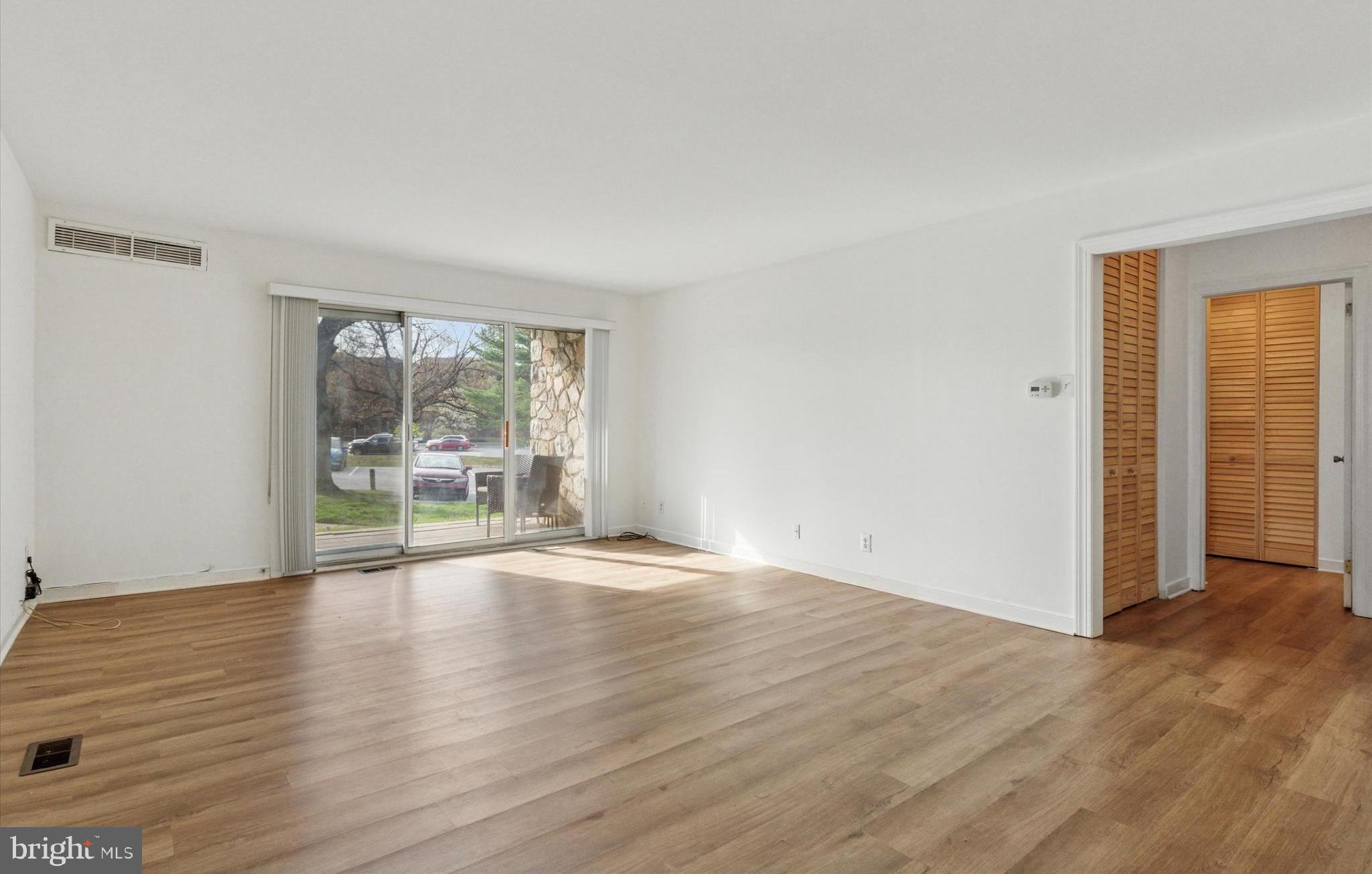 GLENHARDIE CONDOS - Residential