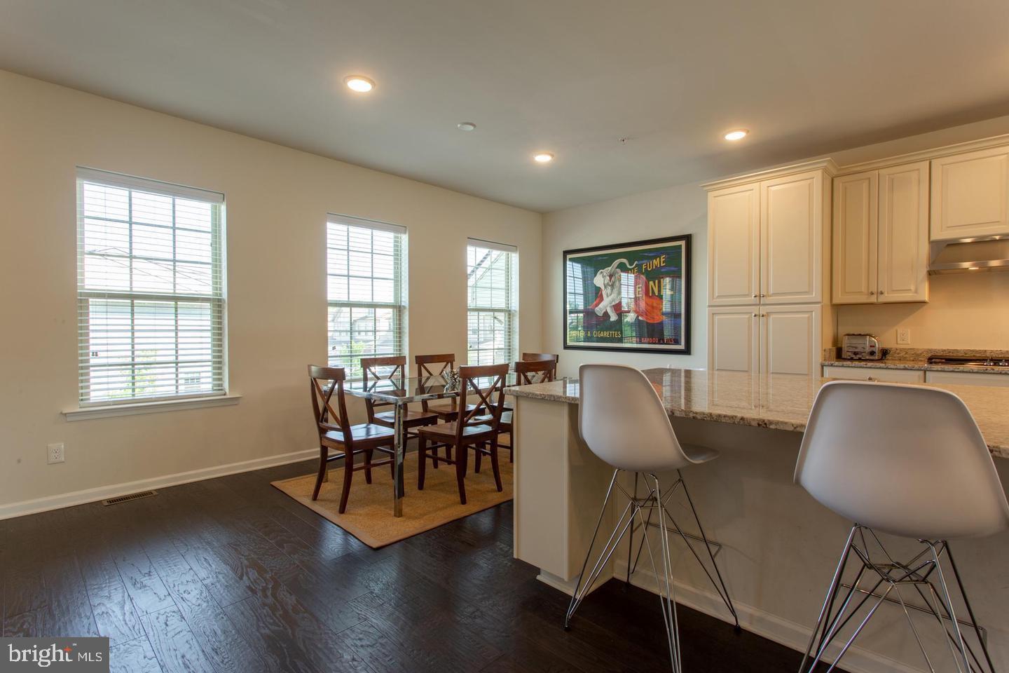 APPLECROSS - Residential Lease