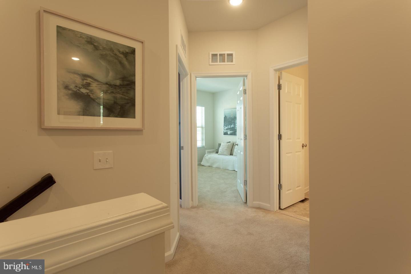 APPLECROSS - Residential Lease