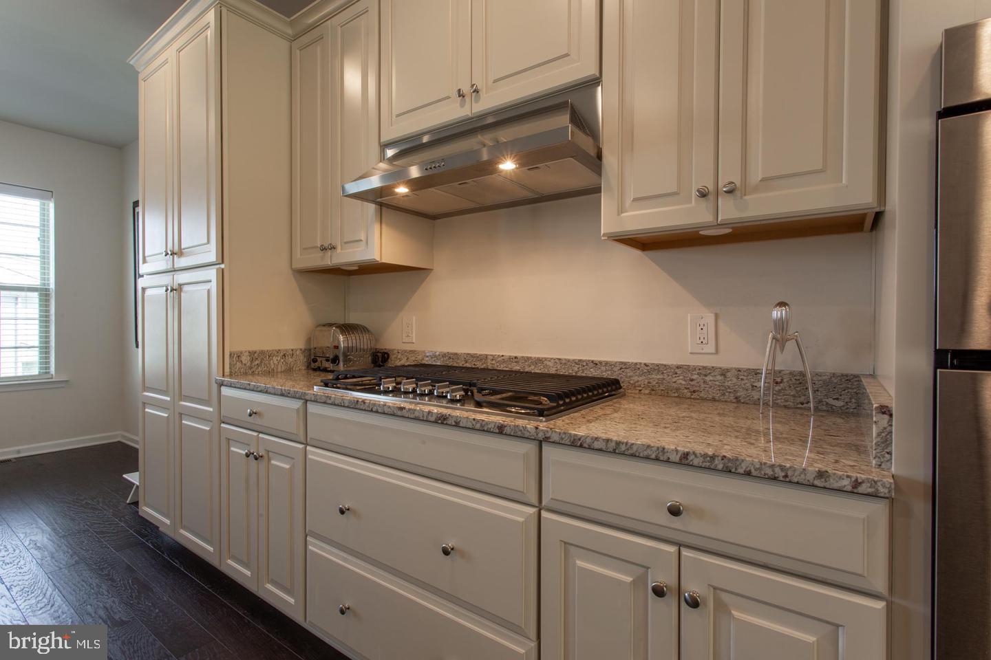 APPLECROSS - Residential Lease