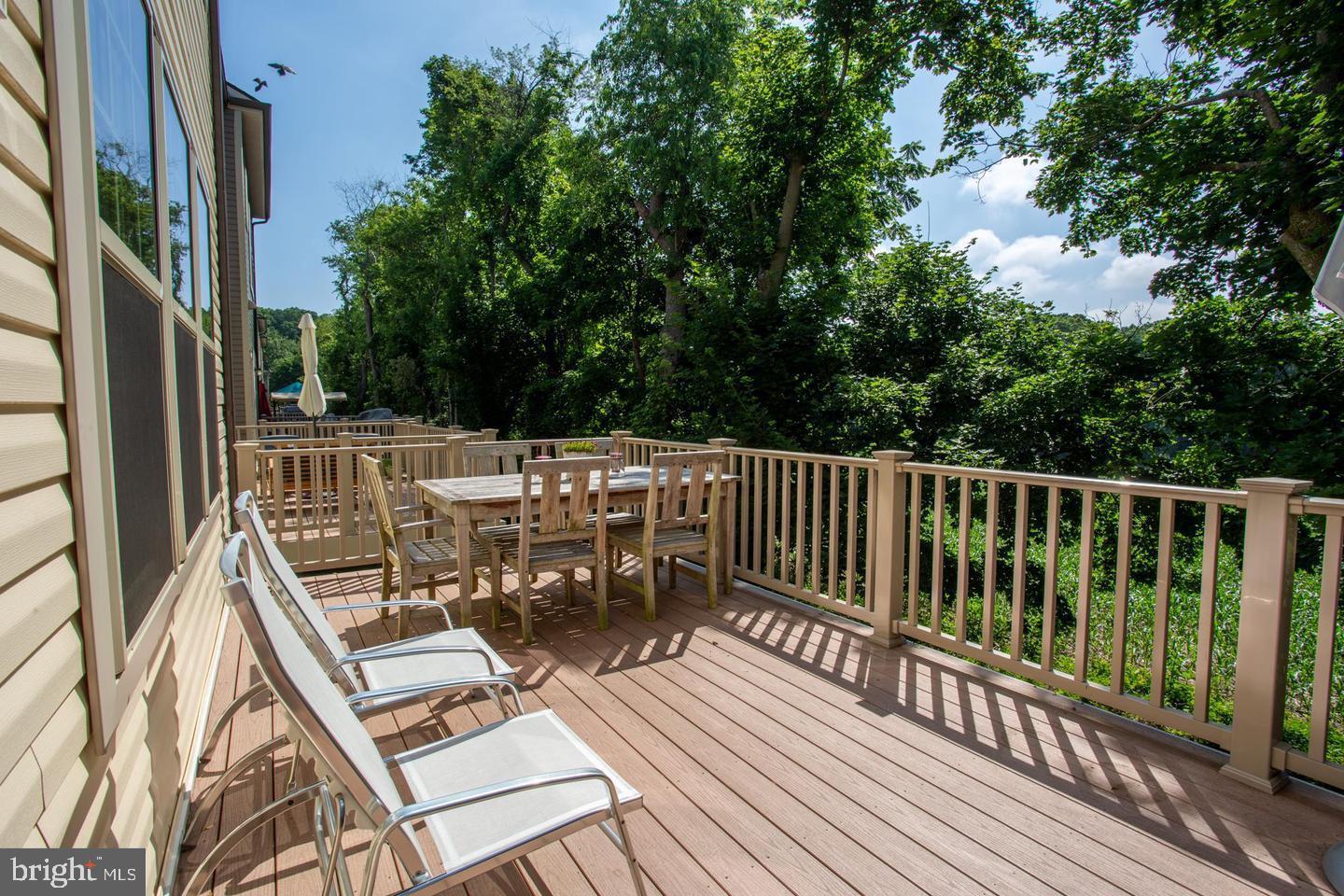 APPLECROSS - Residential Lease