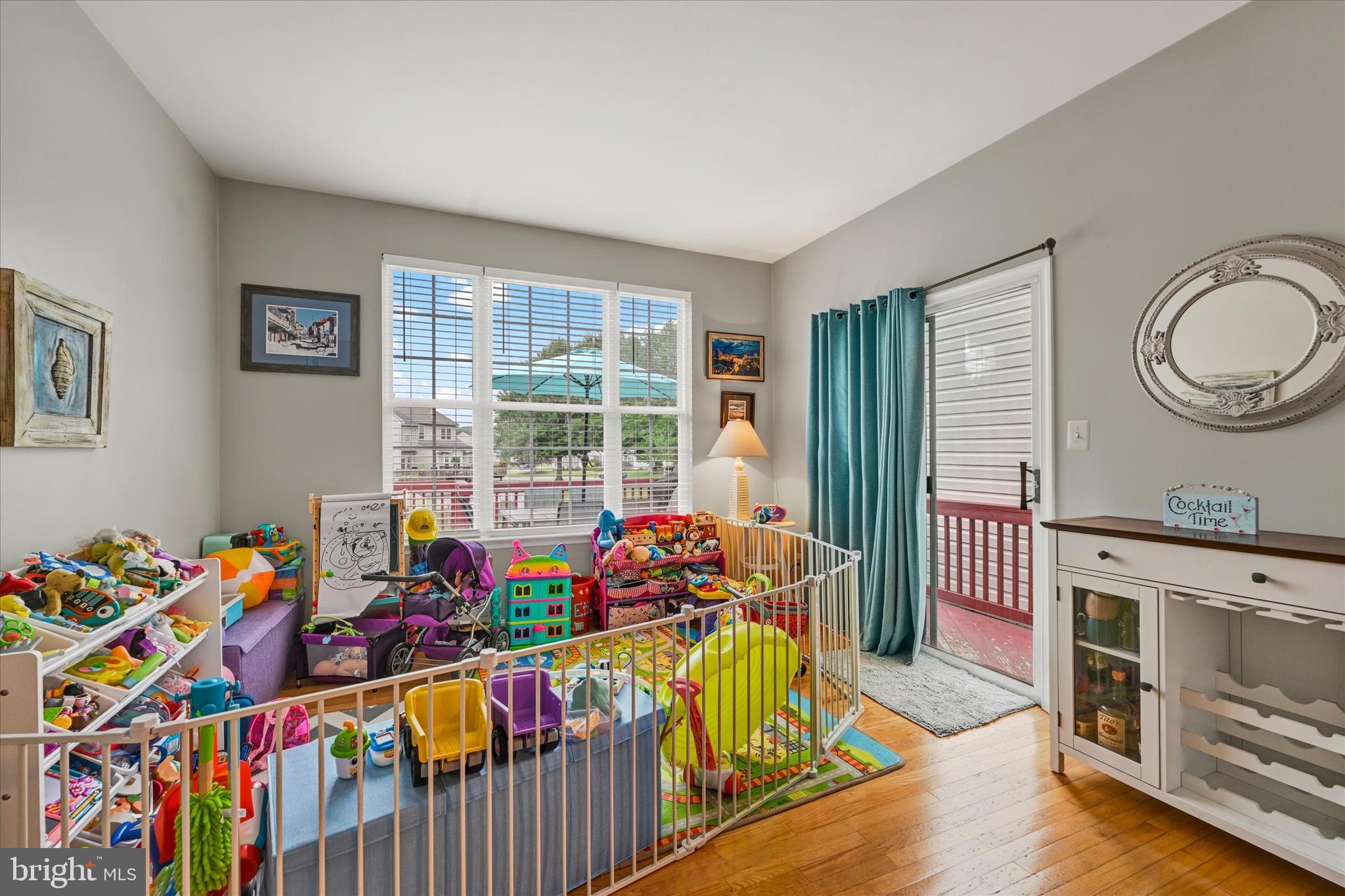 HICKORY OVERLOOK - Residential