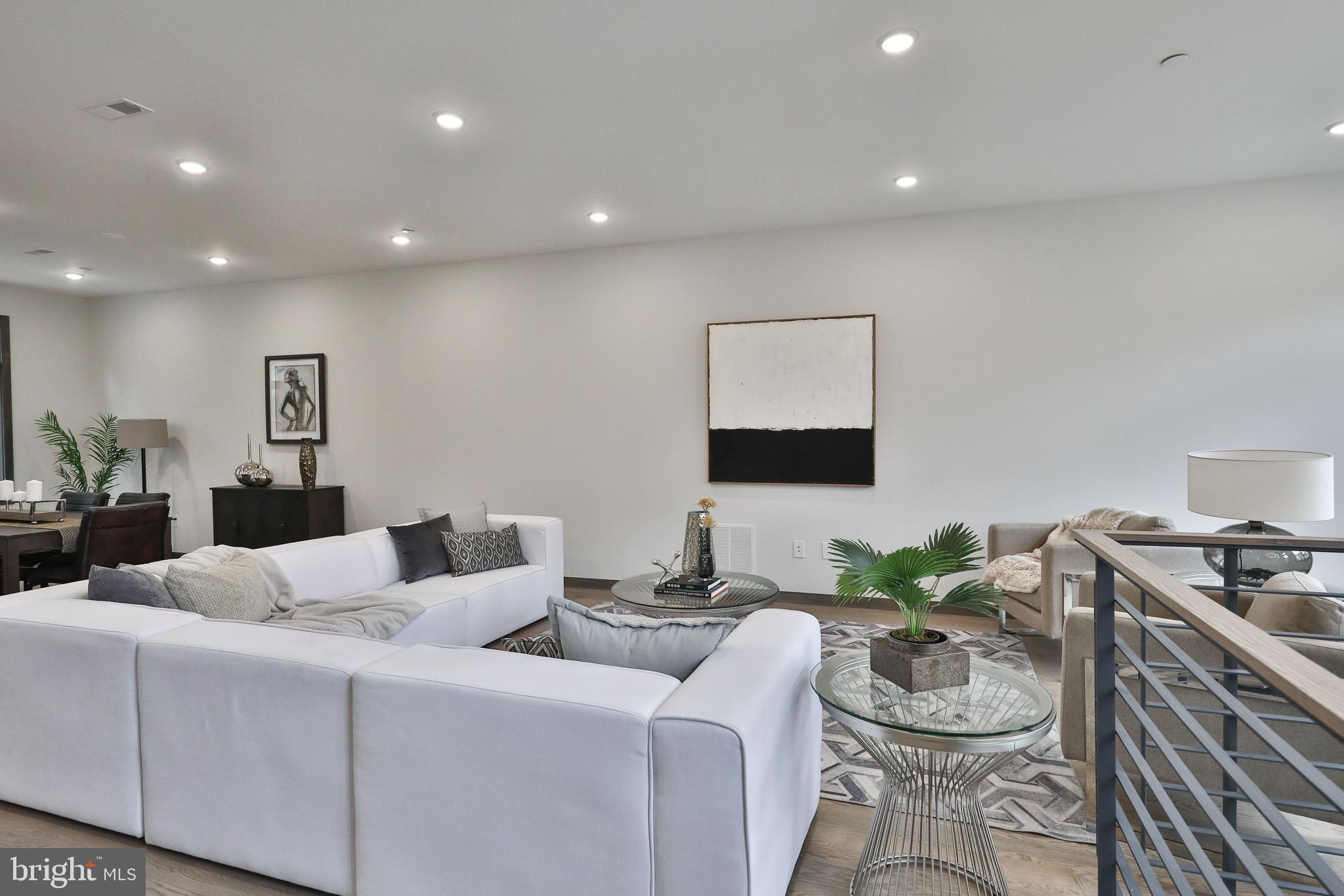 BELLA VISTA - Residential