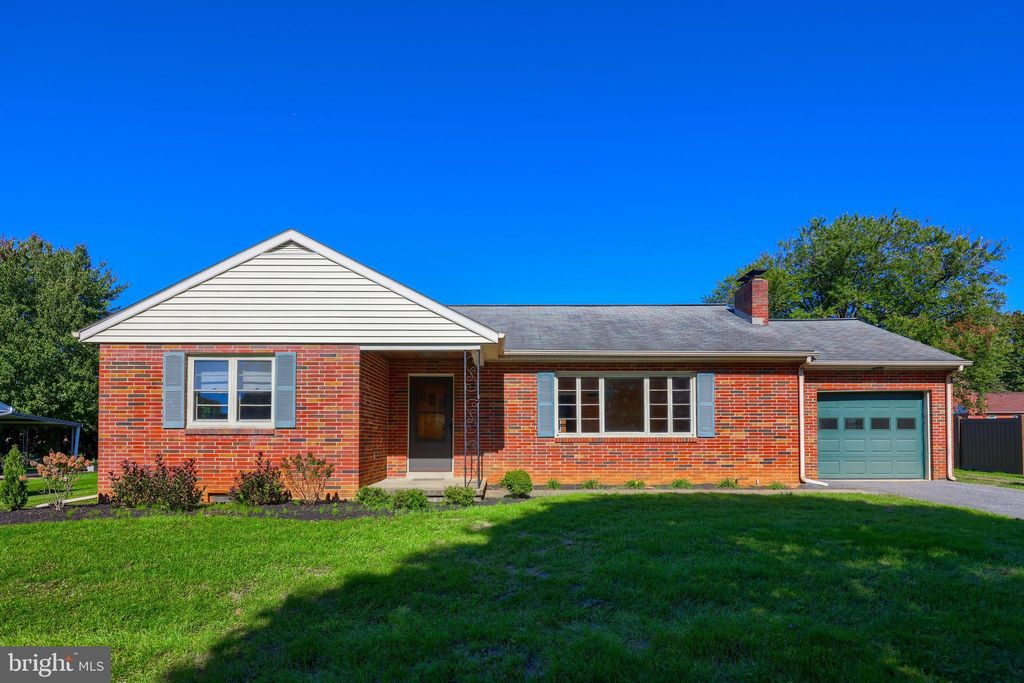 Photo of 115 Savo Avenue, Lancaster, PA 17601 (MLS # PALA2042618)