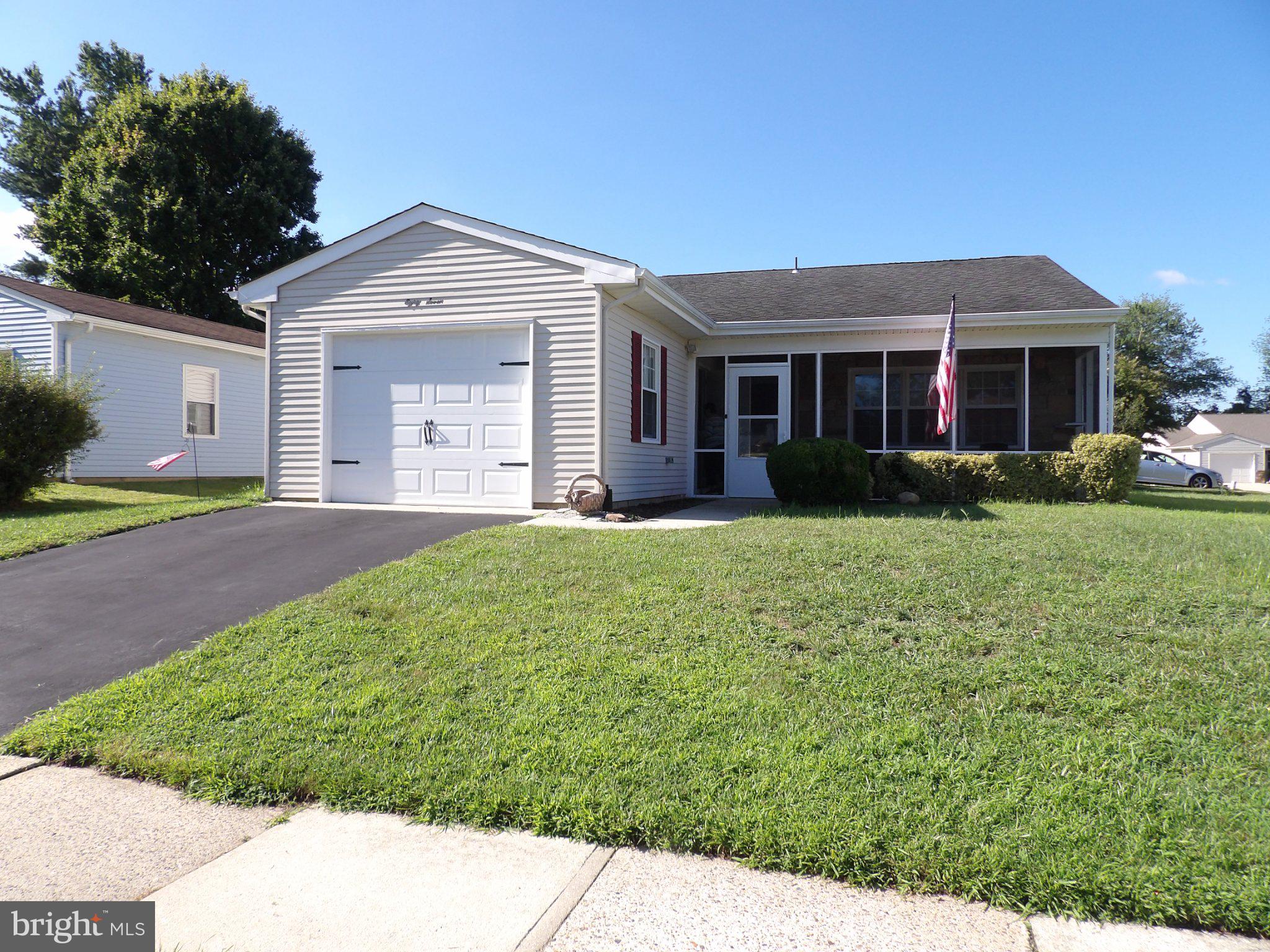87 KINGSTON WAY