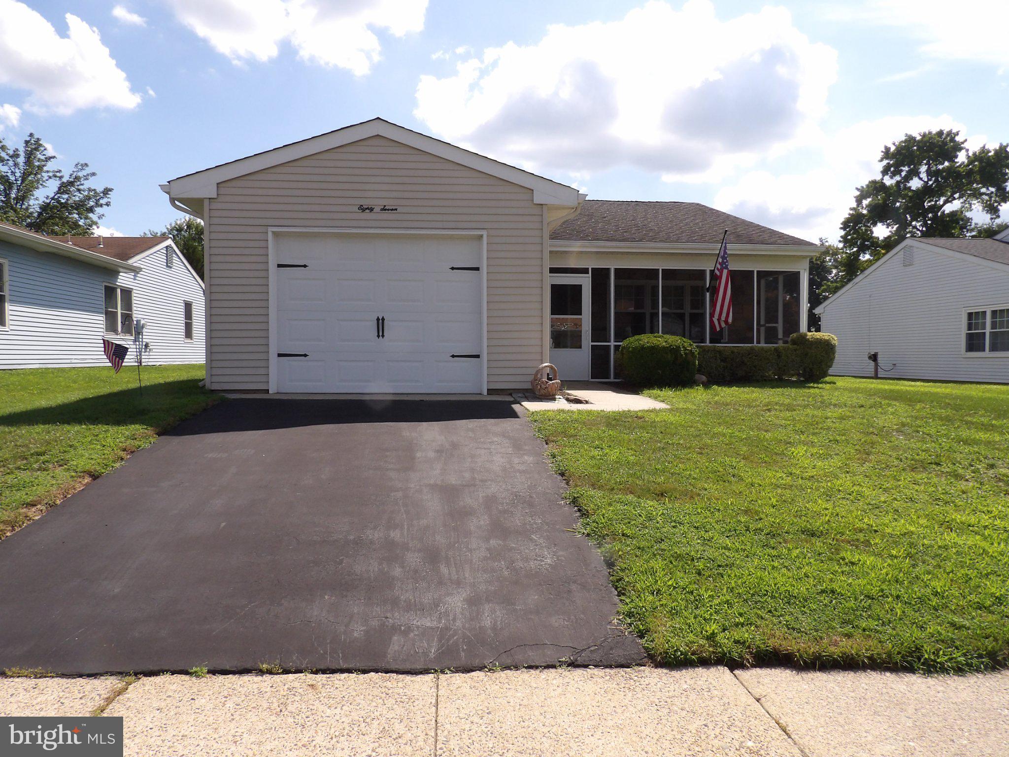 87 KINGSTON WAY