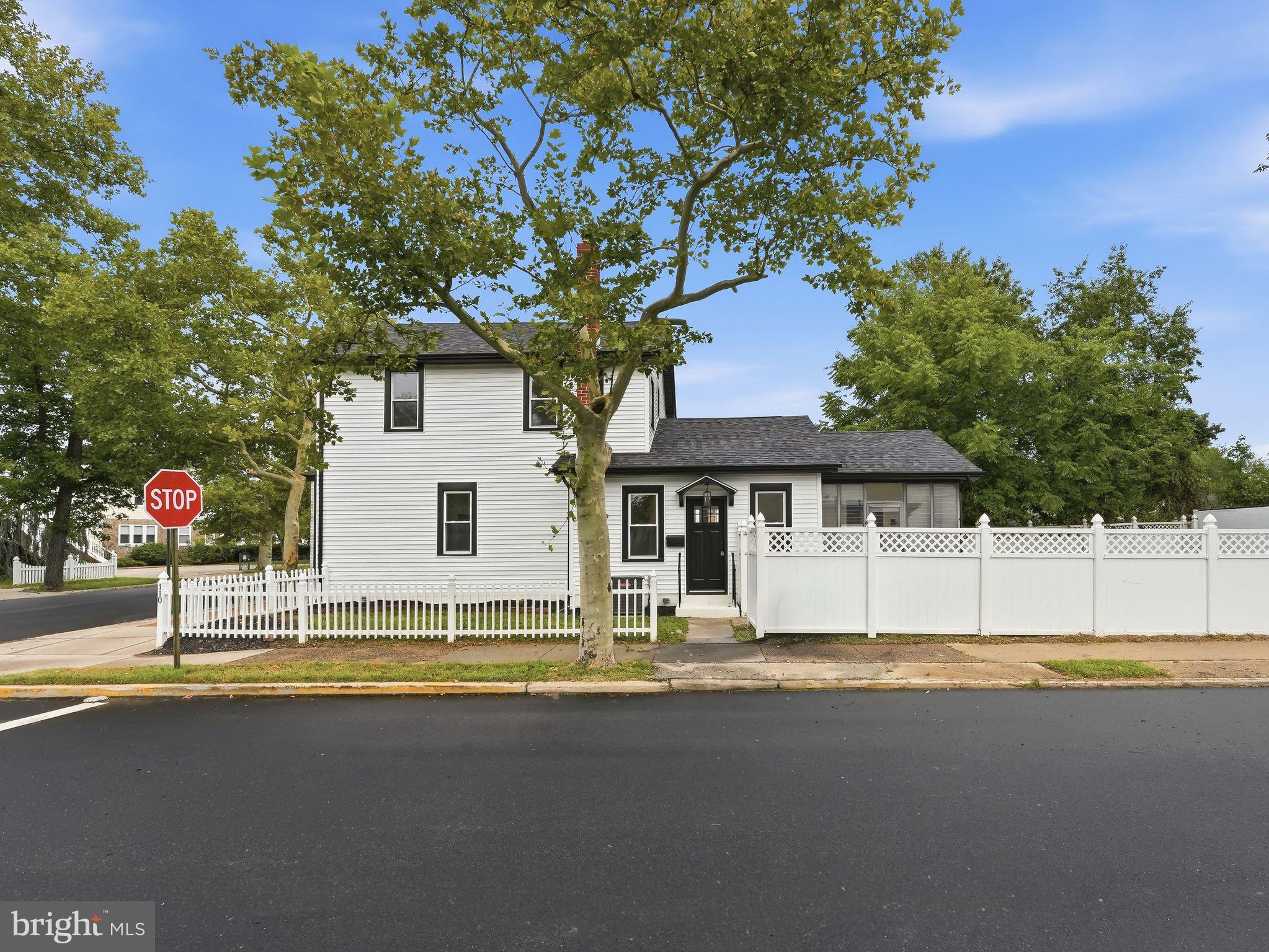 110 W WASHINGTON STREET