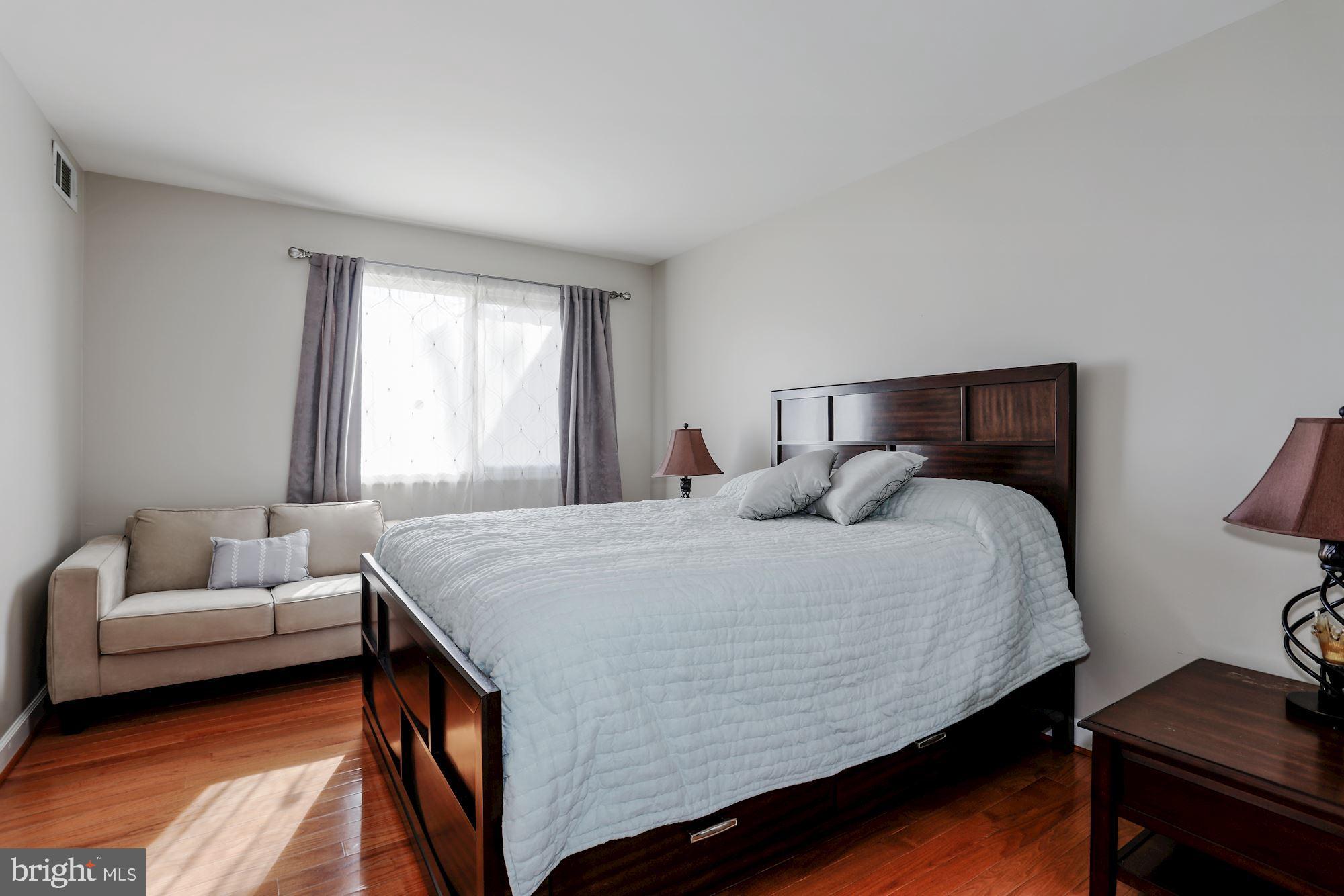 OCCOQUAN RIDGE - Residential