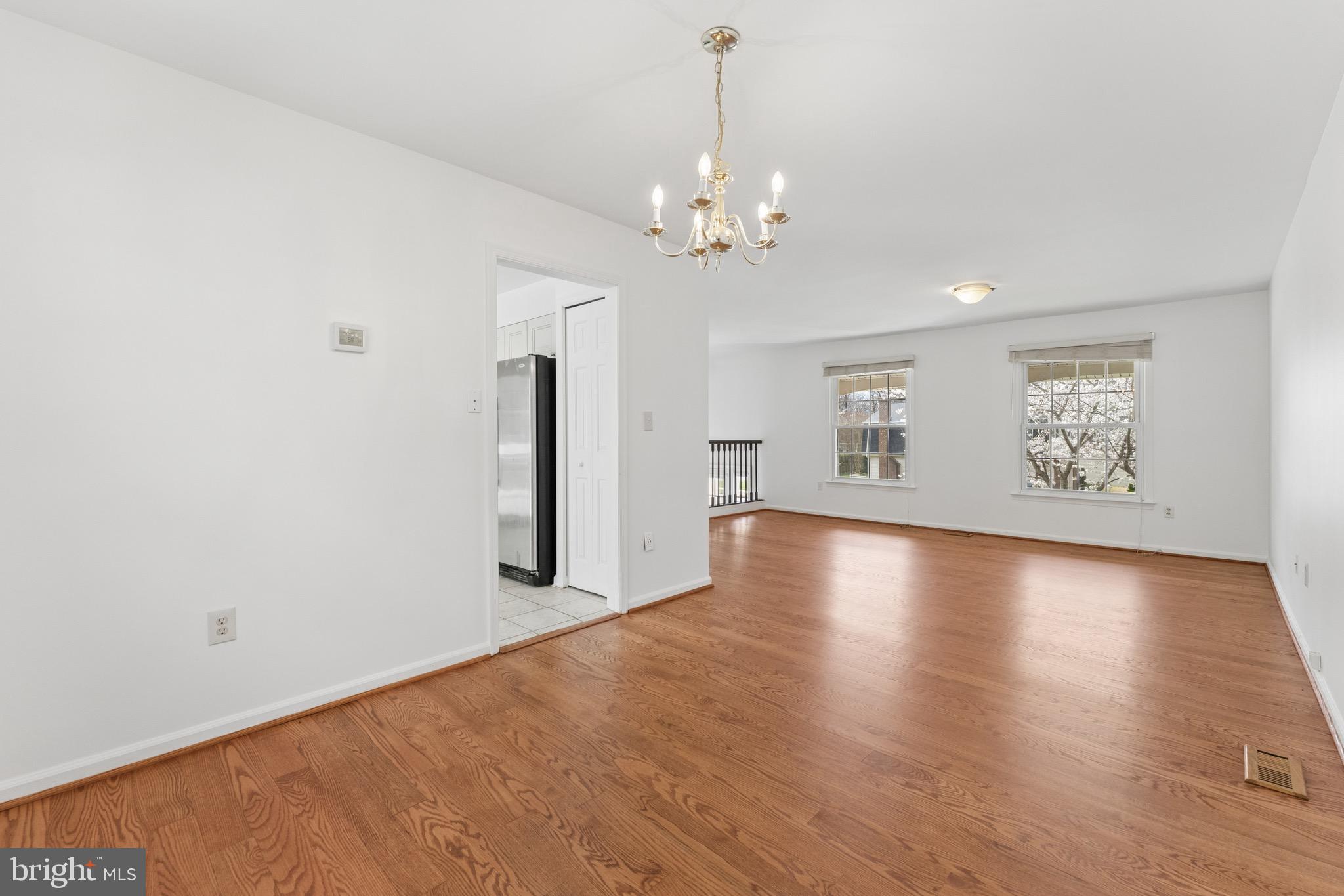 LAKEWOOD HILLS - Residential