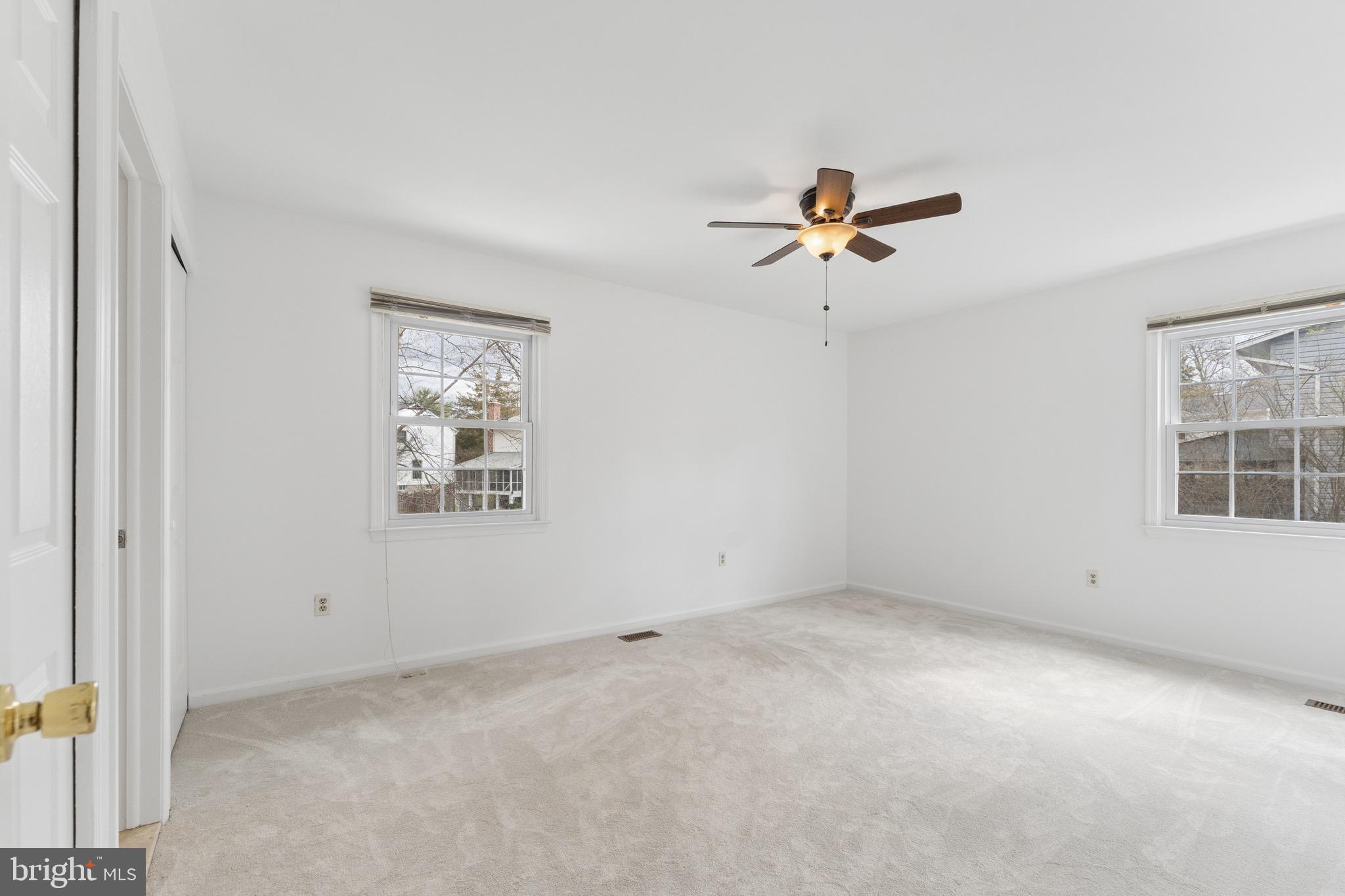 LAKEWOOD HILLS - Residential