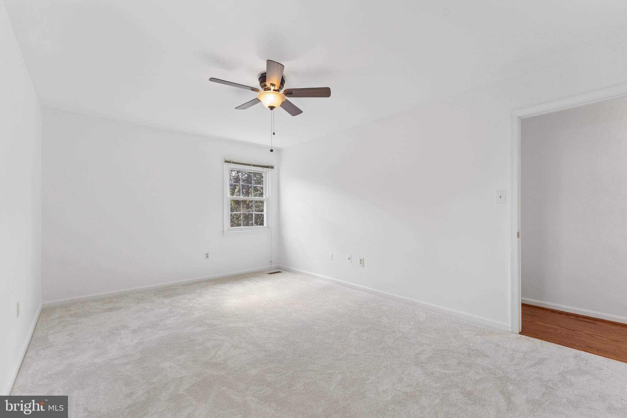 LAKEWOOD HILLS - Residential