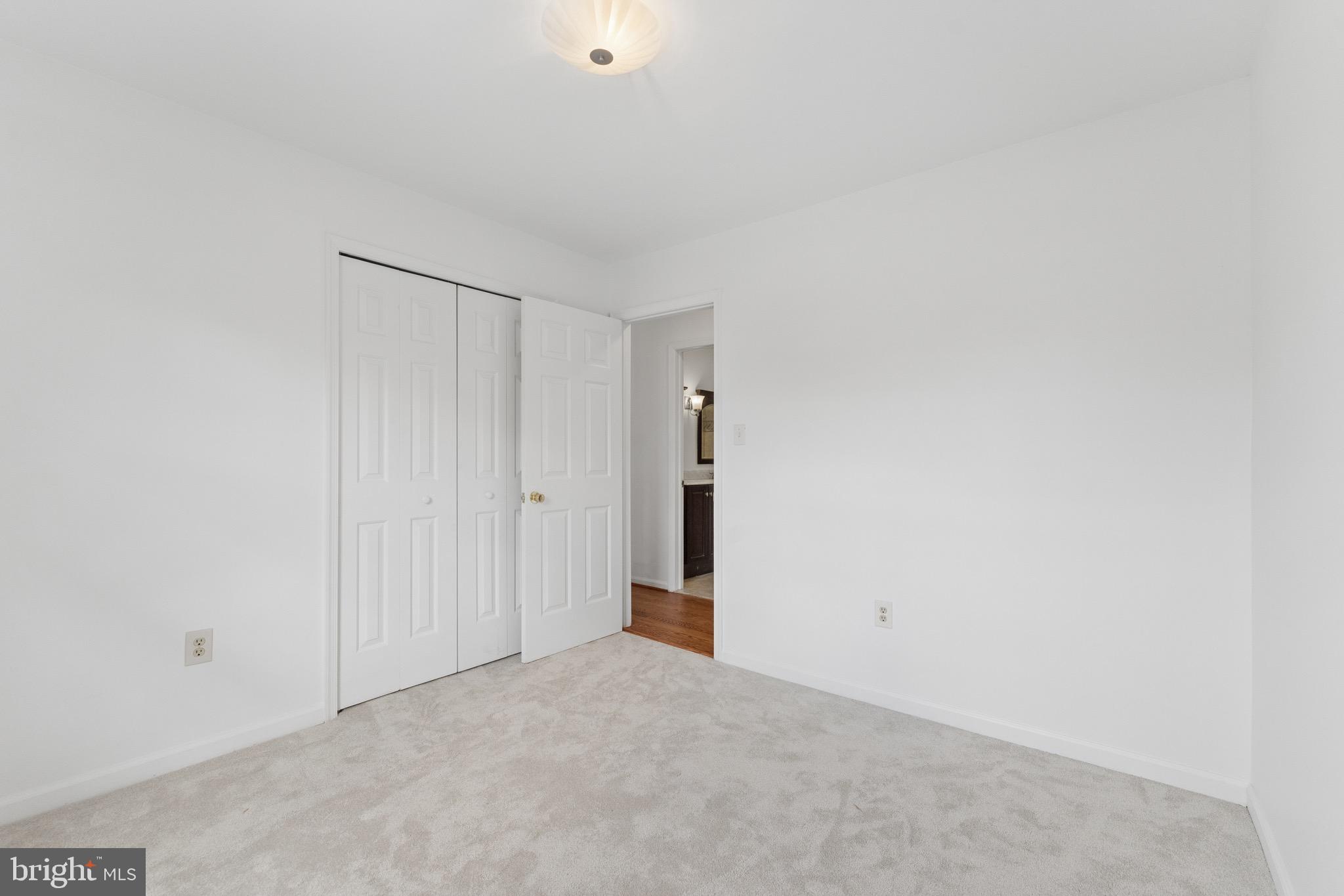 LAKEWOOD HILLS - Residential