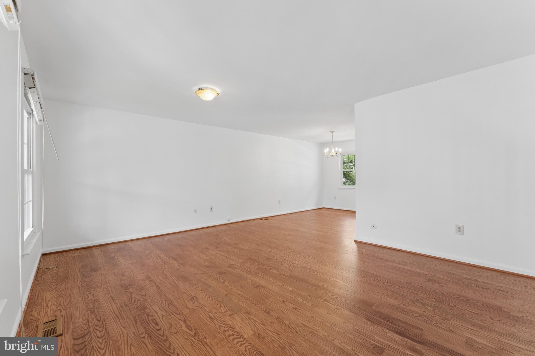 LAKEWOOD HILLS - Residential