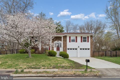 8910 SPUR ROAD SPRINGFIELD VA 22153