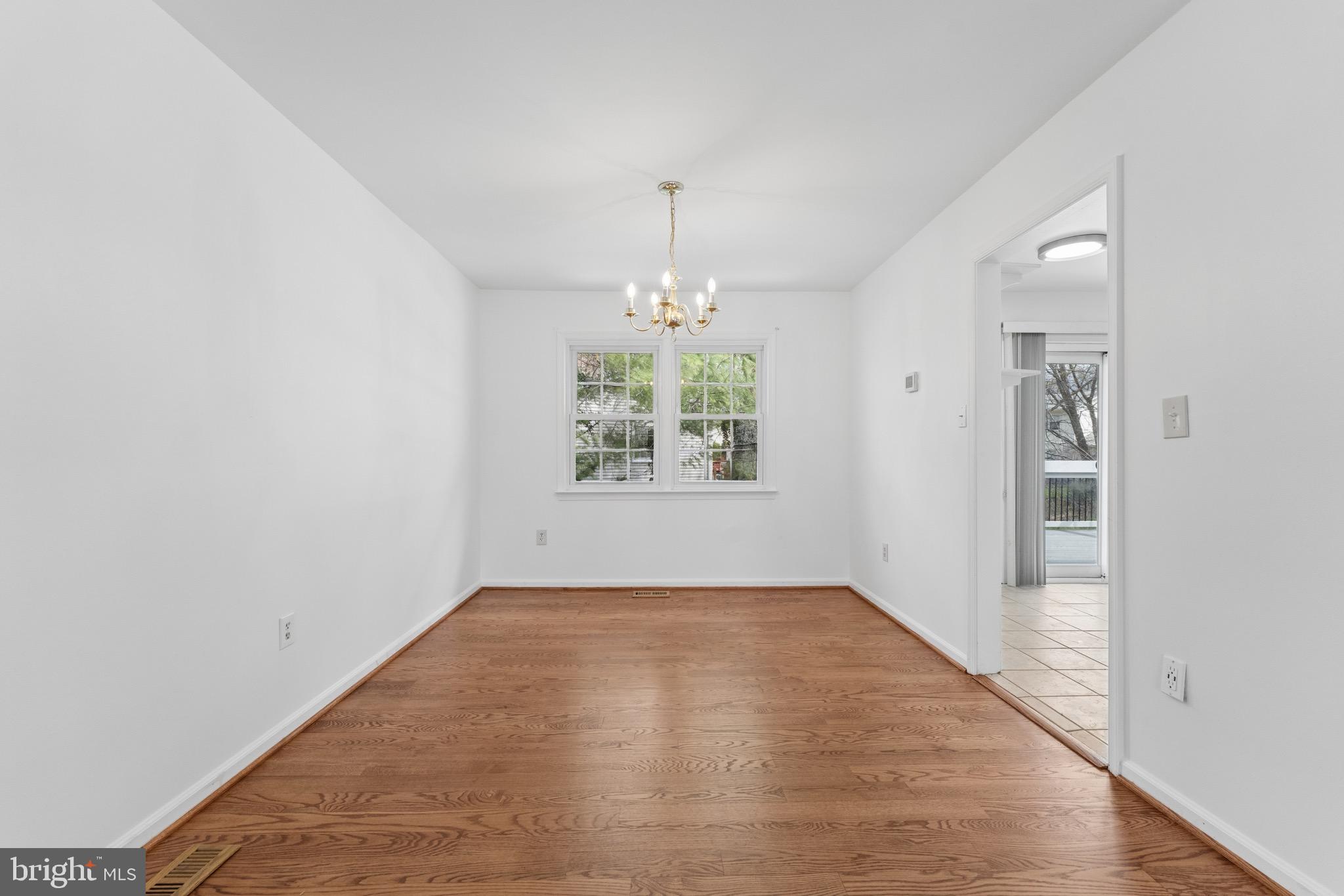 LAKEWOOD HILLS - Residential