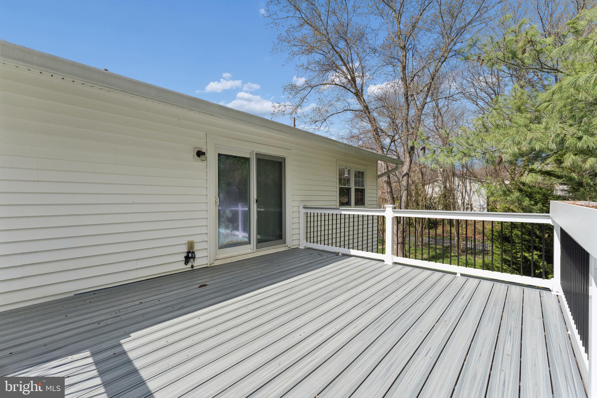 LAKEWOOD HILLS - Residential