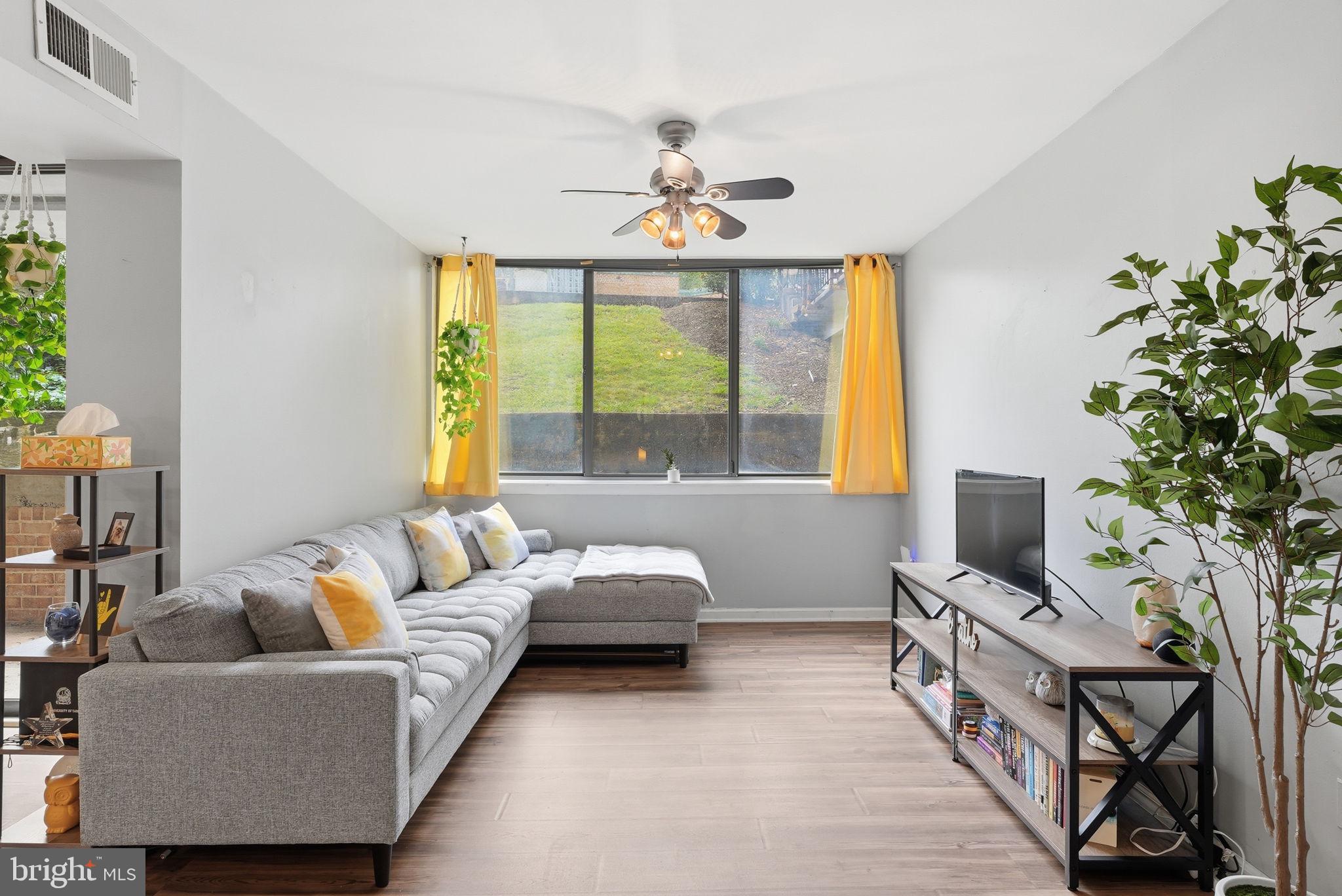 501 N ARMISTEAD STREET T3