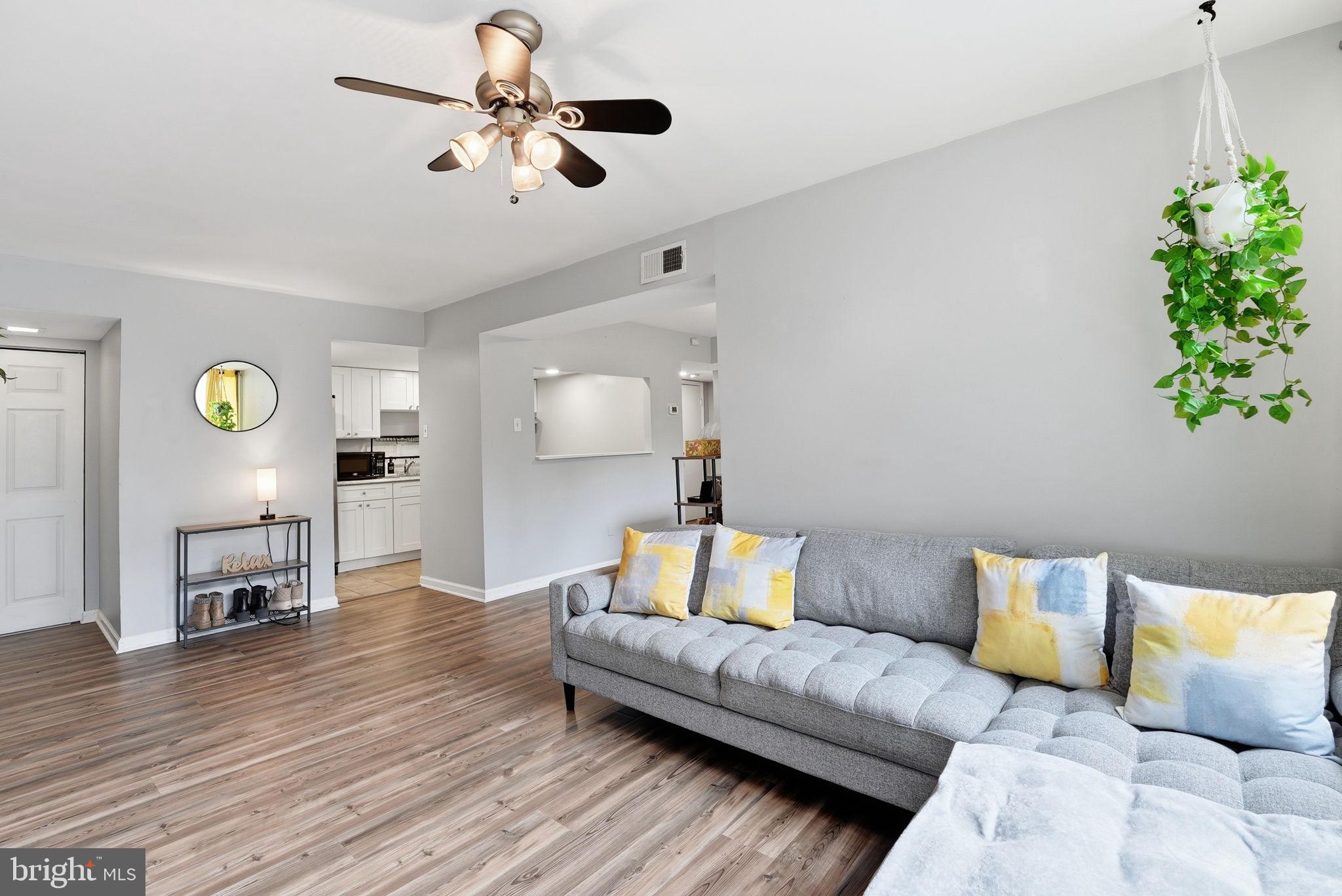 501 N ARMISTEAD STREET T3