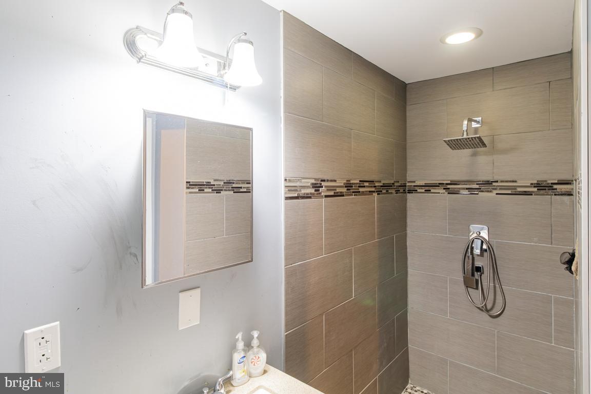 ST CHARLES SUB - BANNISTER - Residential