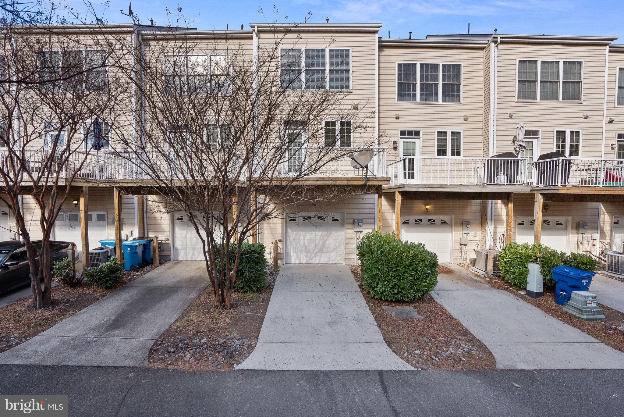 42633 HOMEFRONT TERRACE