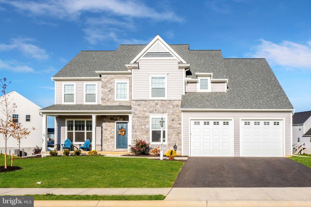 Photo of 424 Thatcher Lane #96, LITITZ, PA 17543 (MLS # PALA2060656)